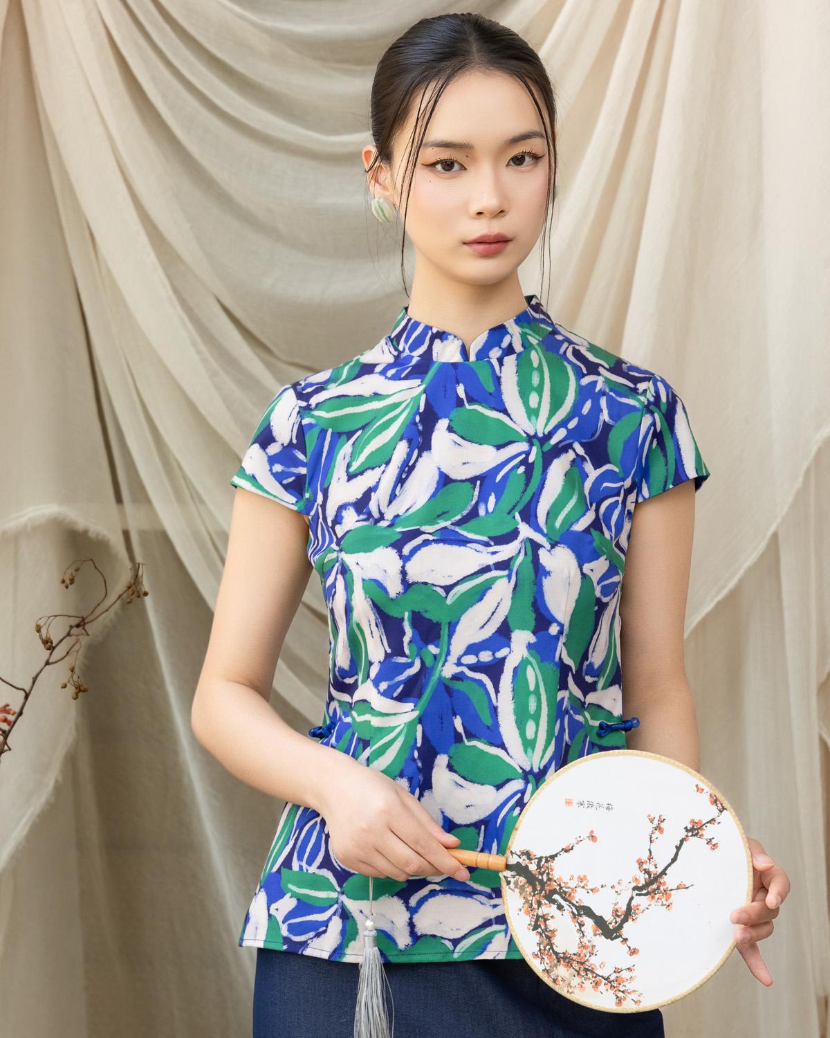 DOTTED LINE | Connie Cheongsam Top