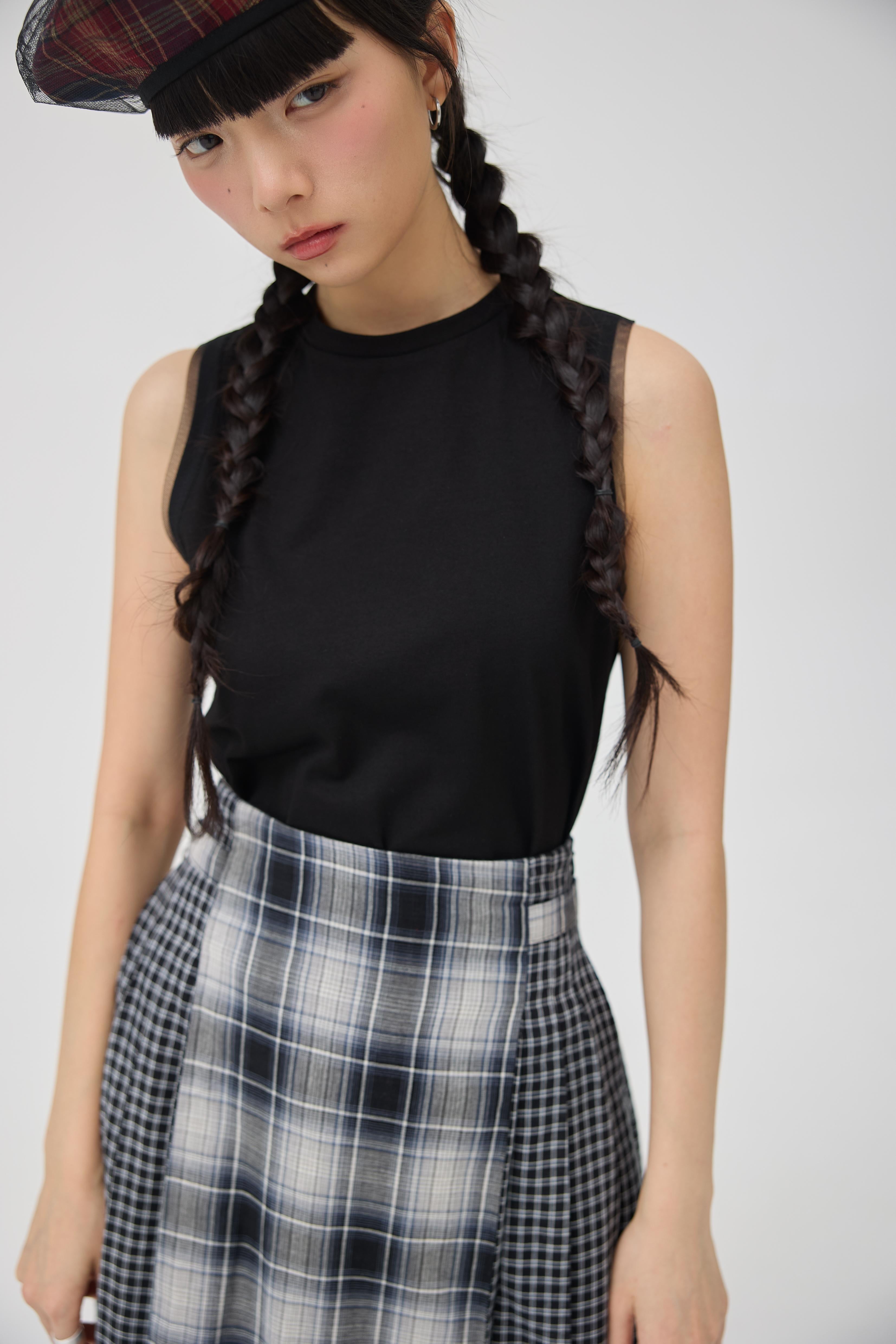 3EIGHTH | Ginrin Skirt In Black Tartan Double Gauze