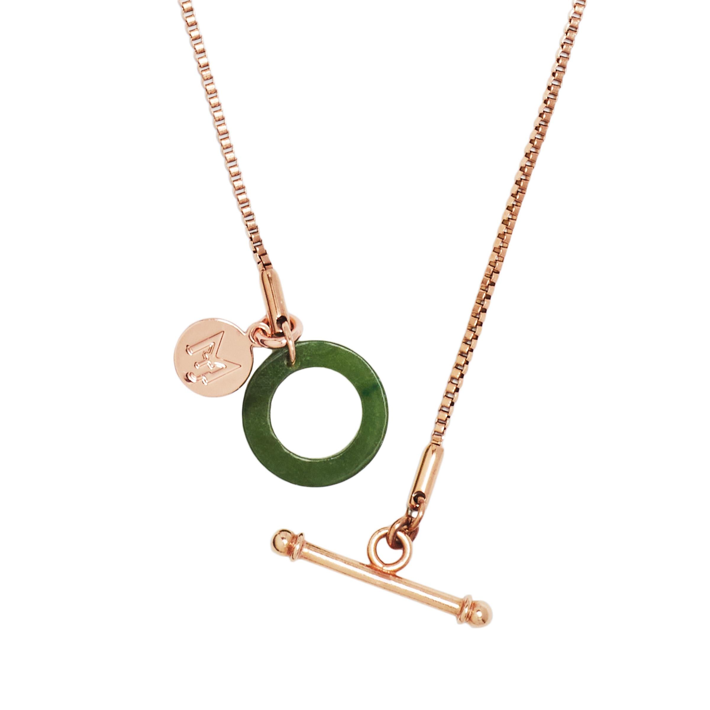MARILYN TAN JEWELLERY | Nephrite Green Jade Toggle Pendant Necklace
