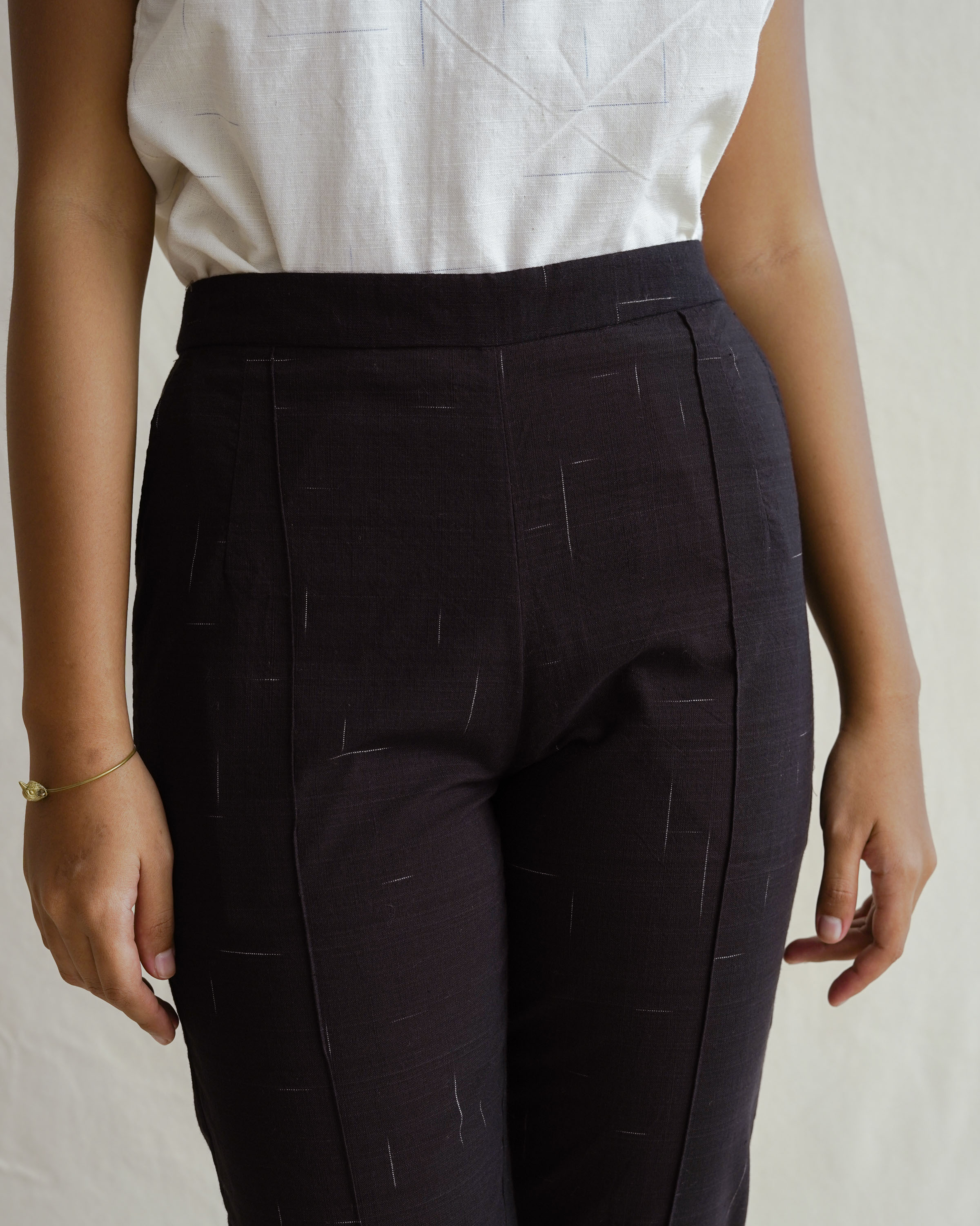 SUKKHA CITTA | MALAM - Fitted Pants