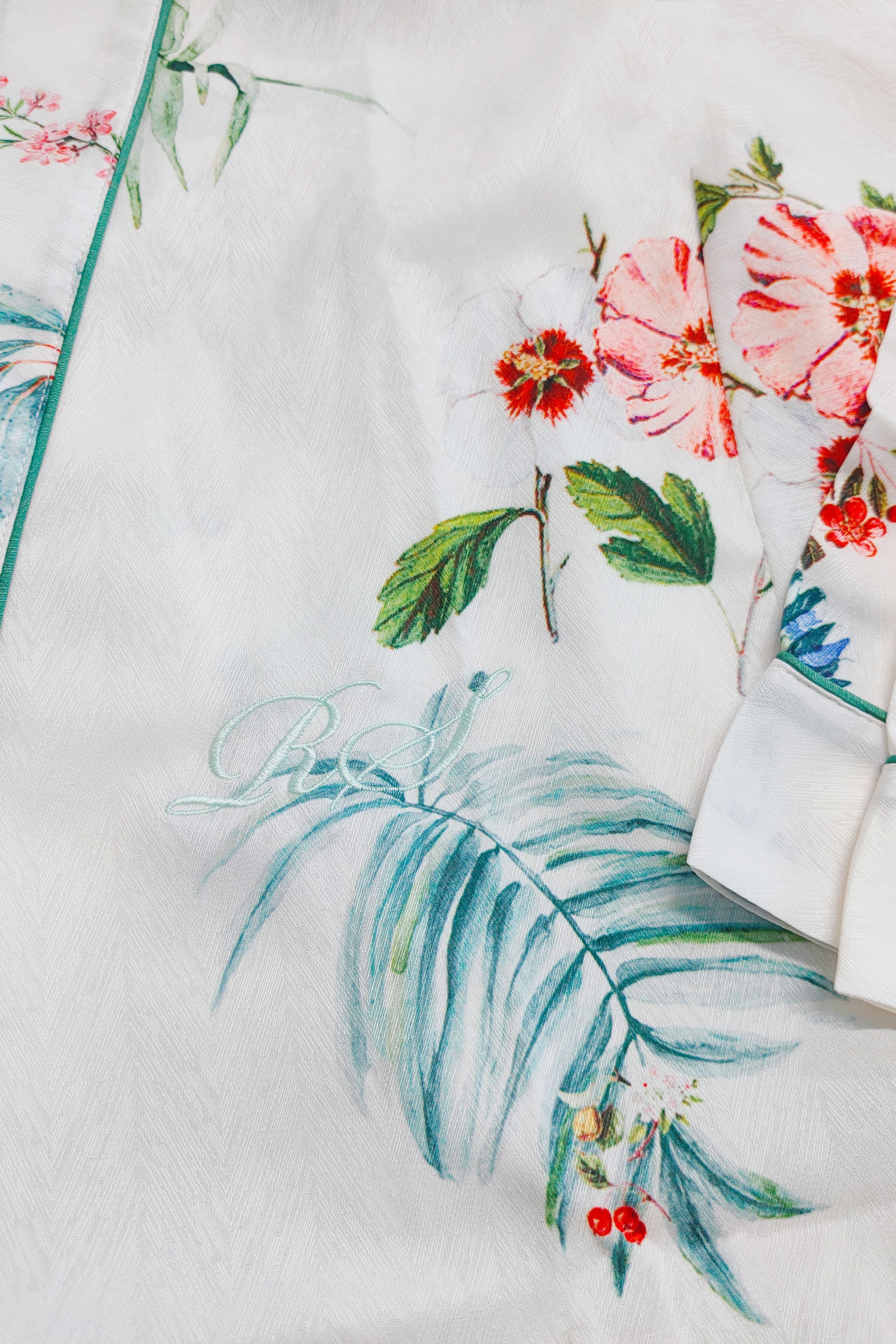 BELLS & BIRDS | Paradiso Floral Robe