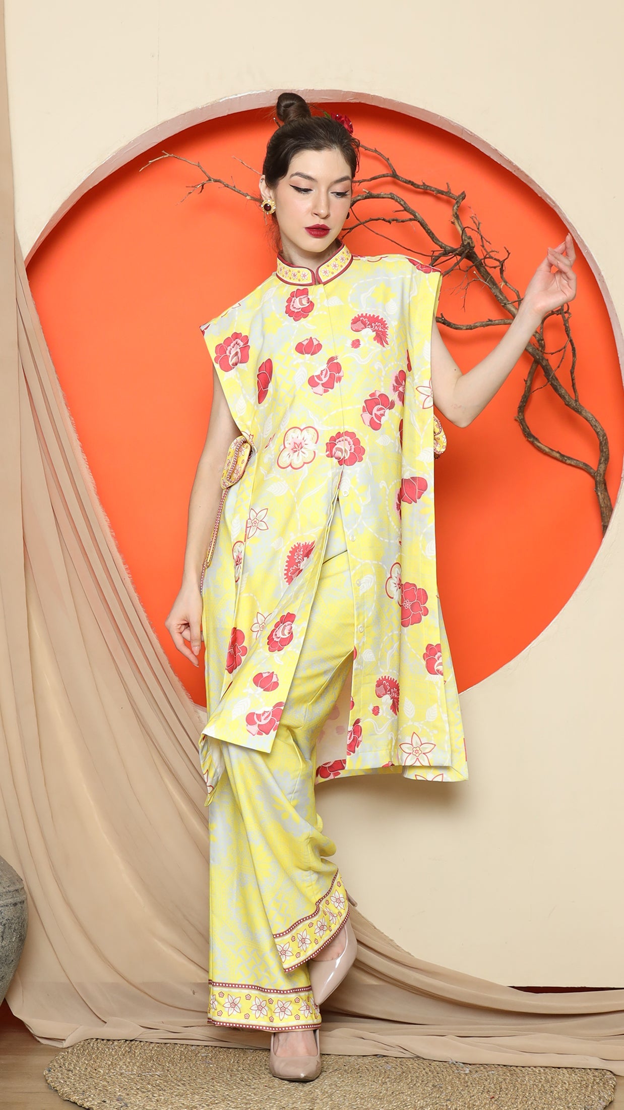 KANZI COLLECTION | Yellow Vest Kimono Jacquard Floral Pant Set