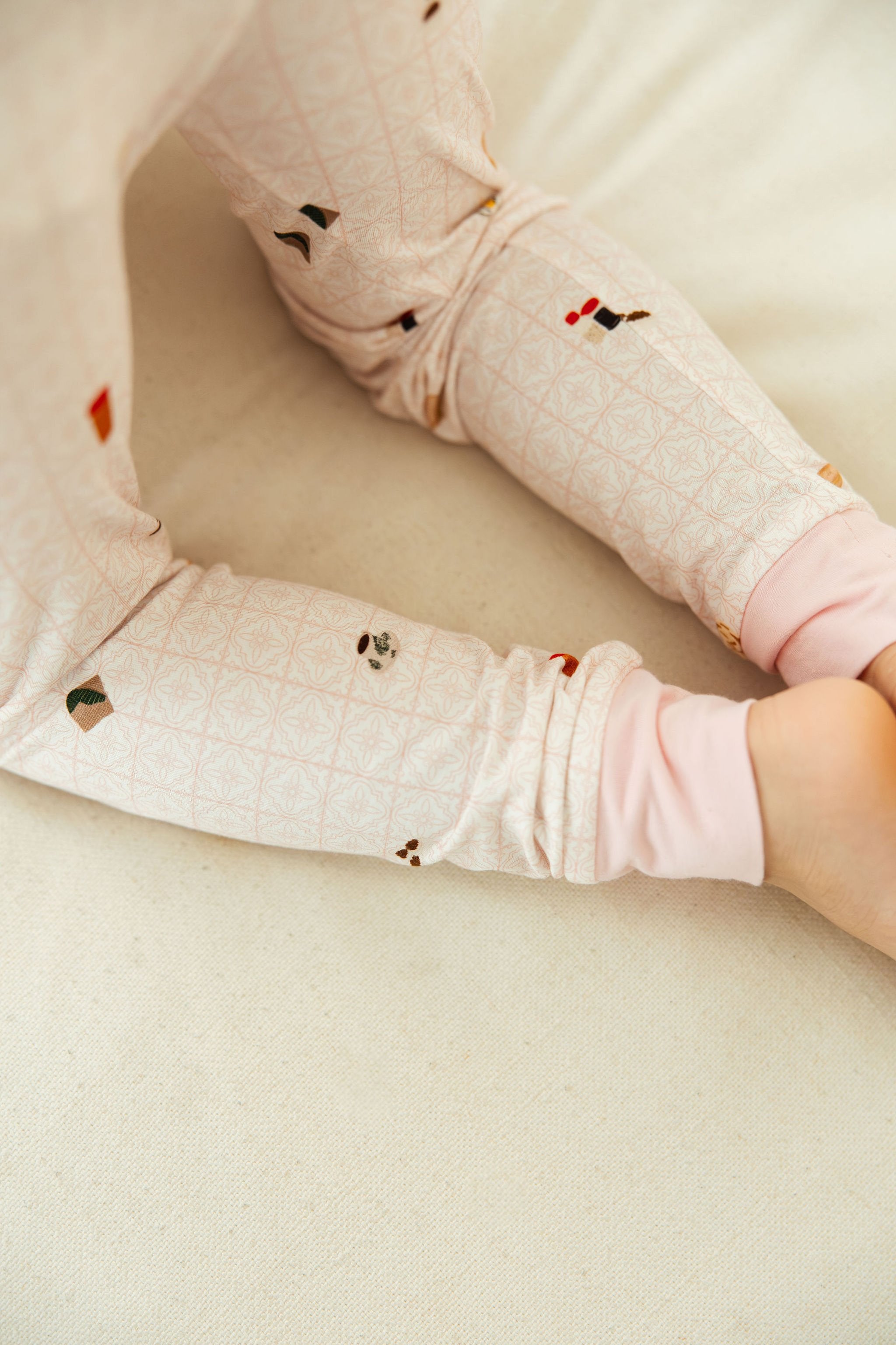 SELENIGHTCO | Kids Long Pyjamas Set | Kopitiam Blush