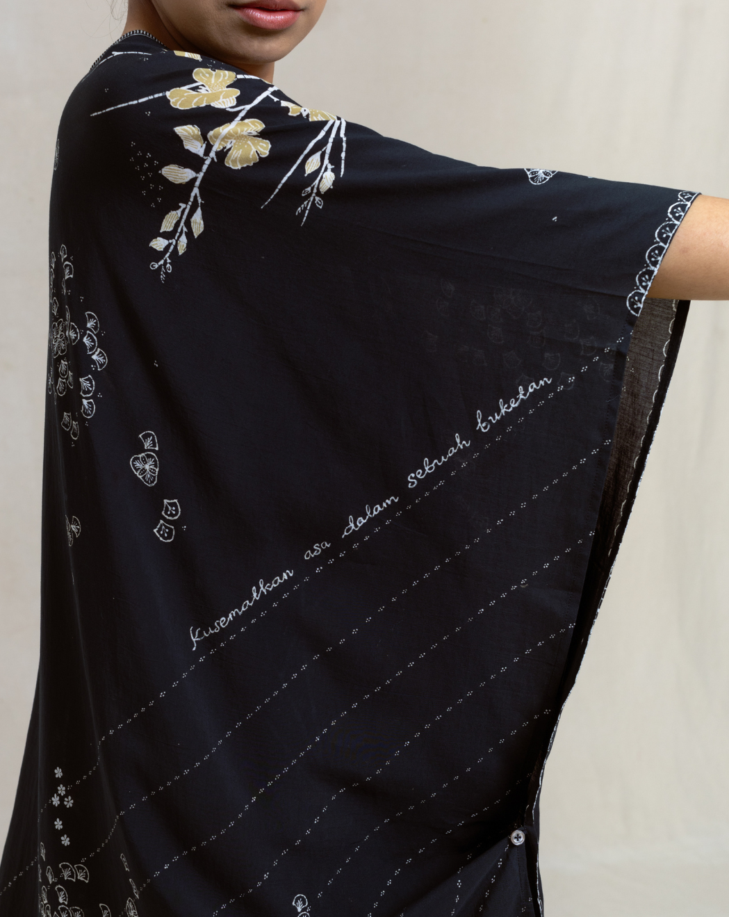SUKKHA CITTA | SERIBU BUNGA - Kembang Throw