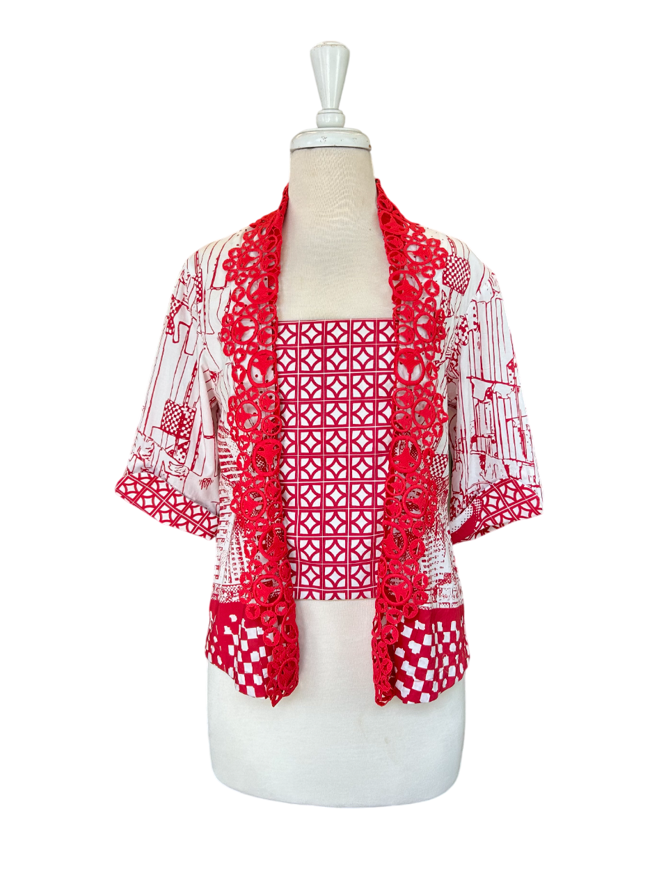 TRIOLOGIE | HDB Kebaya Lace Top