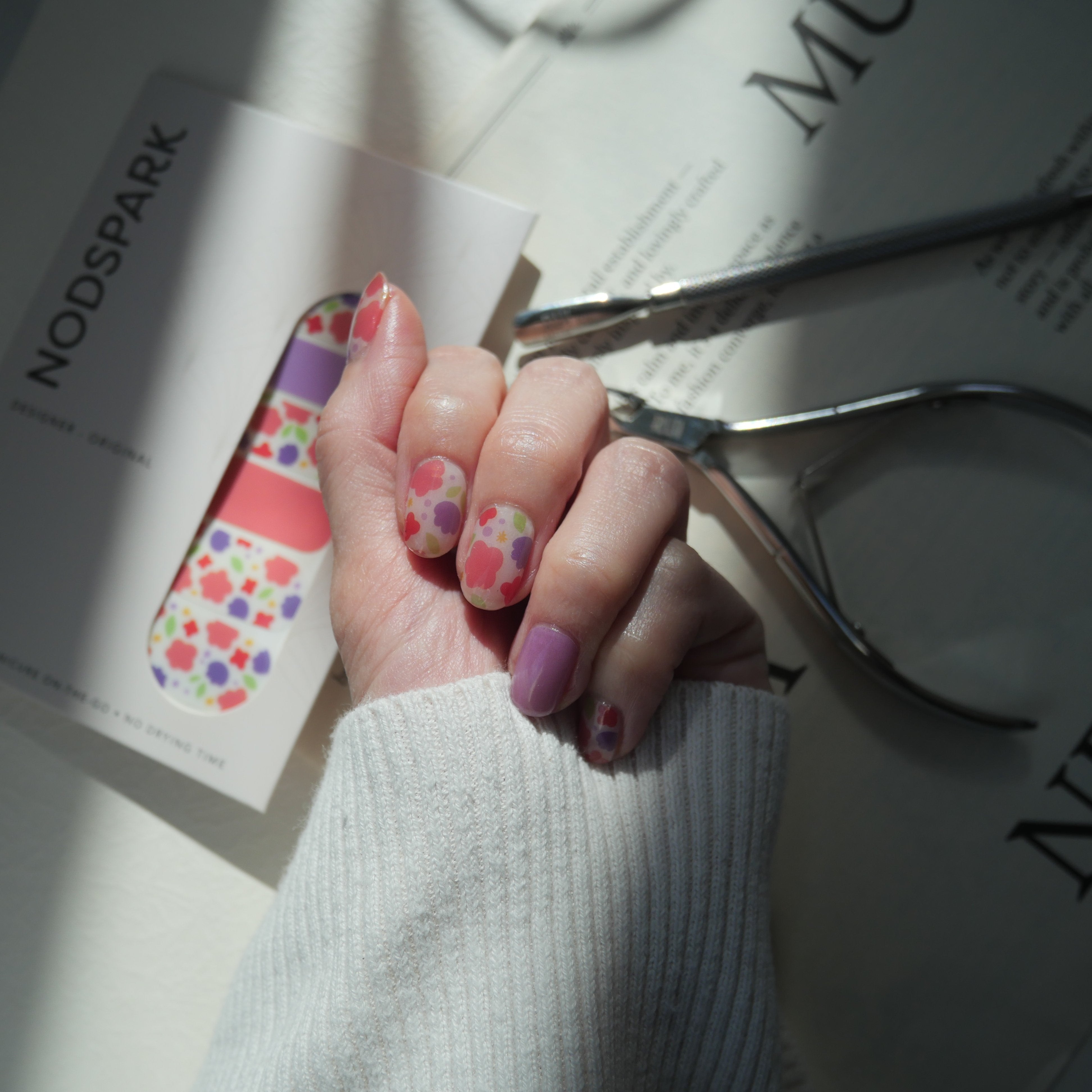 NODSPARK | Floral Garden (Jelly) Nail Wrap Manicure