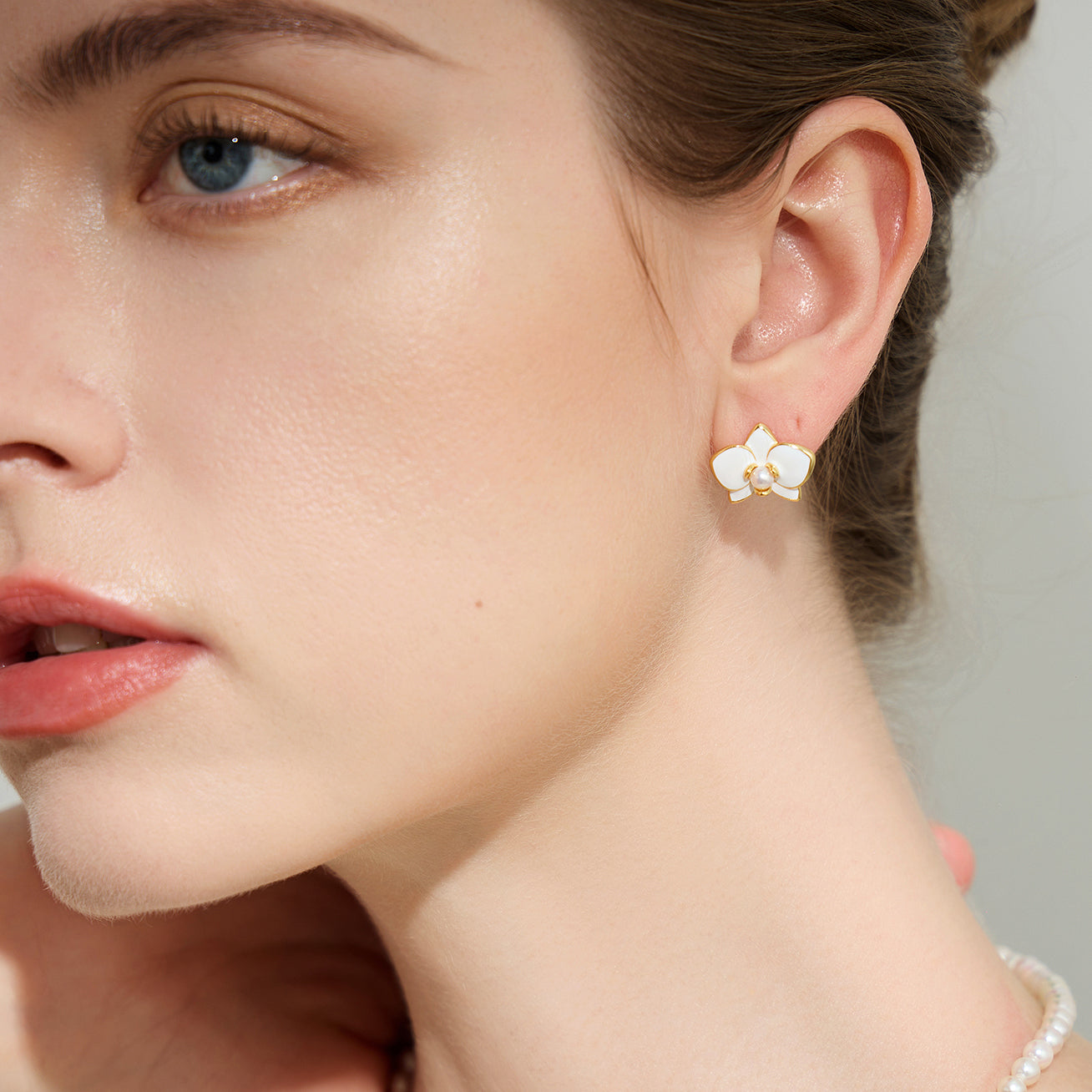 PEARLY LUSTRE | Top Grade Freshwater Pearl Earrings WE00788 | ORCHID