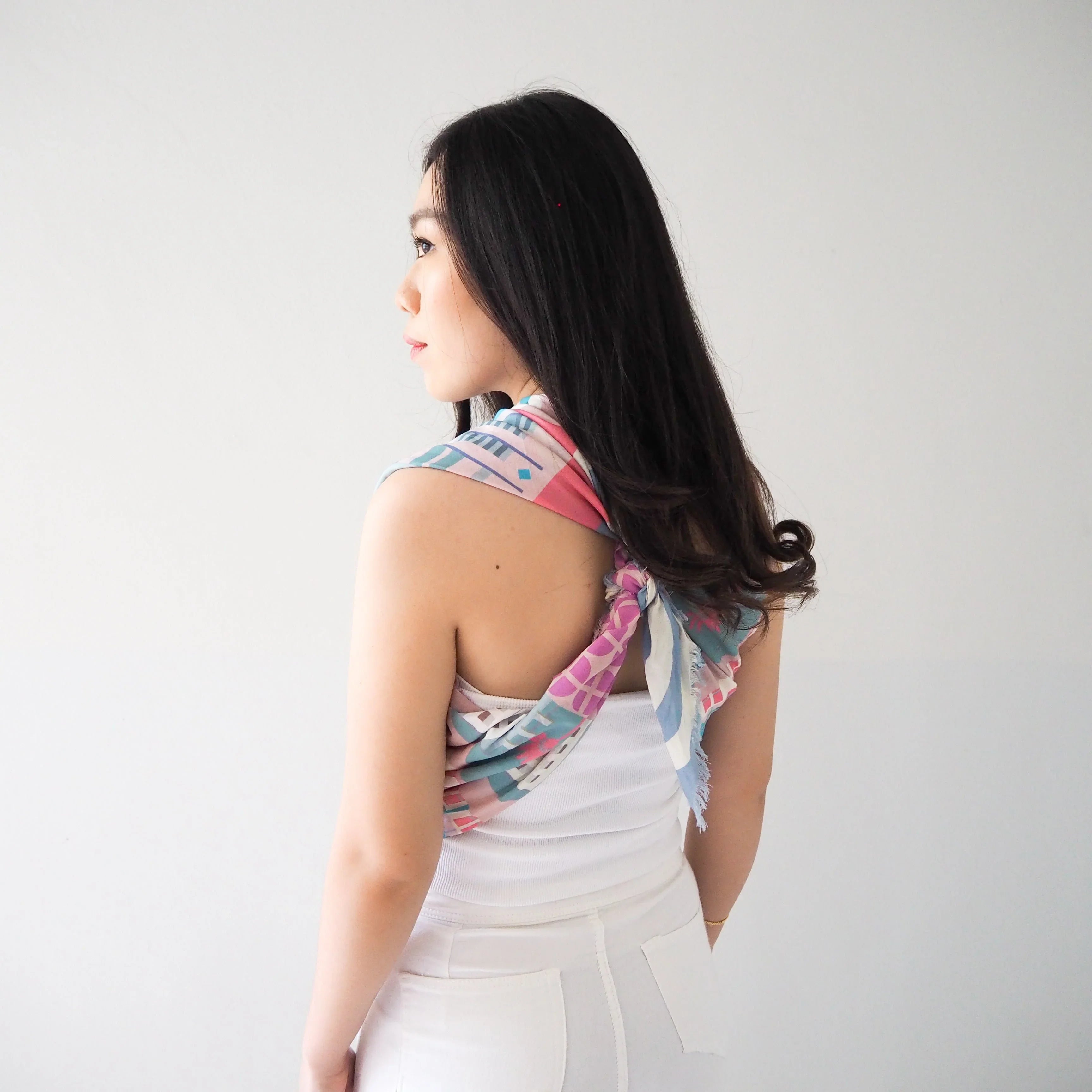 BINARY STYLE | Hip Tiong Bahru 115x115cm Square Scarf
