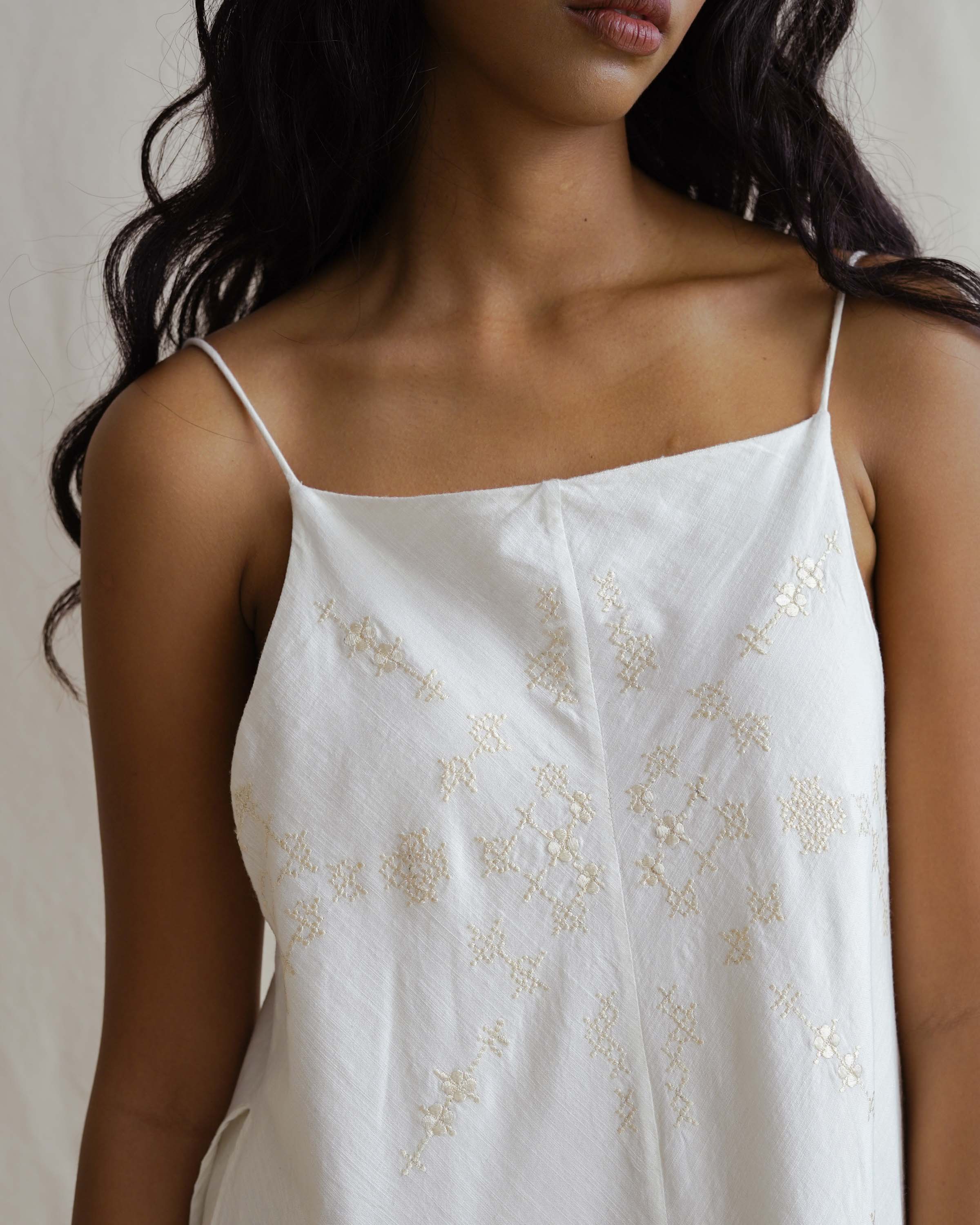 SUKKHA CITTA | KAPAS - Embroidered Goddess Dress