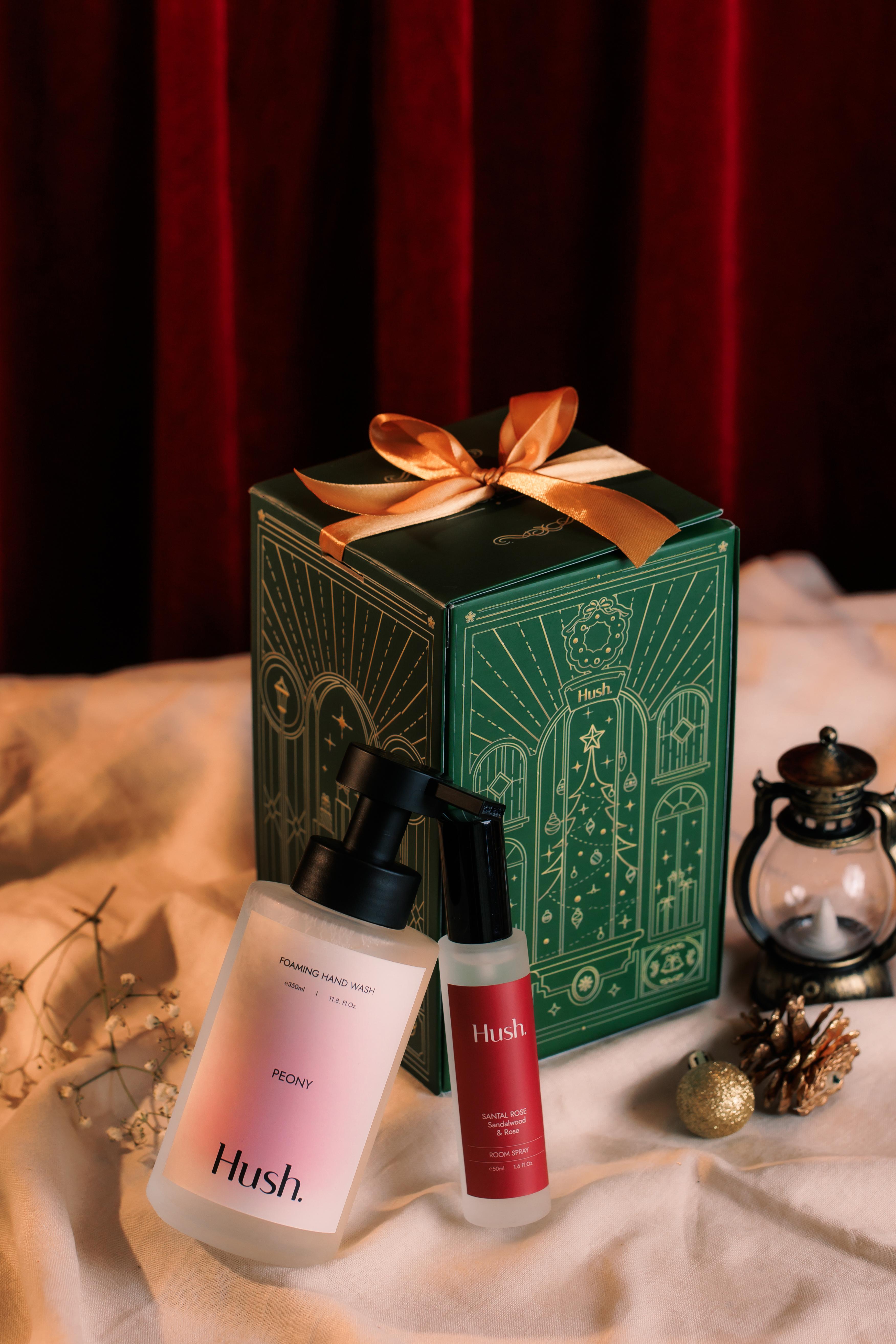 HUSH CANDLE | Holiday Ritual Gift Set [Floral]