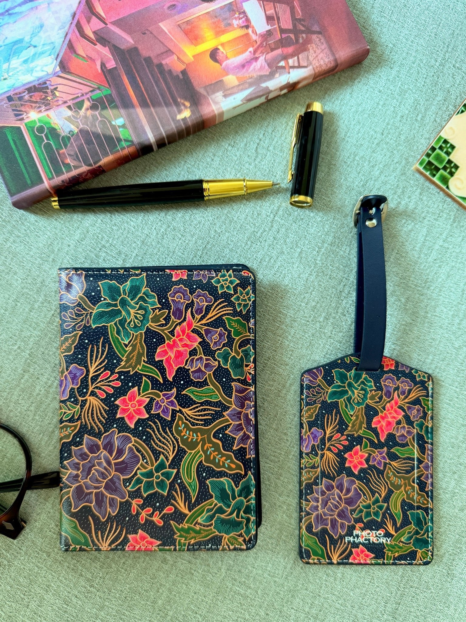 PHOTO PHACTORY | Passport Covers and Travel Tag Set - Batik Blue