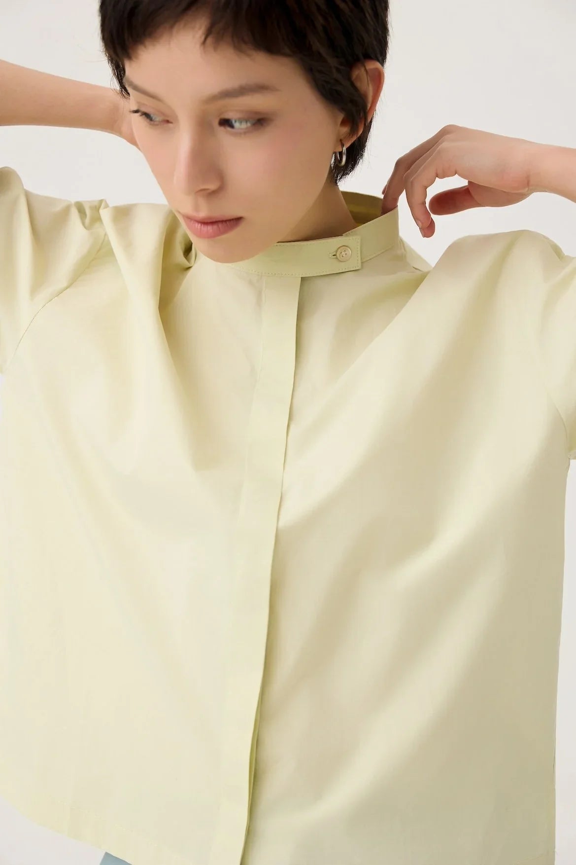 3EIGHTH | UTSURO Crop Shirt in Pandan Green