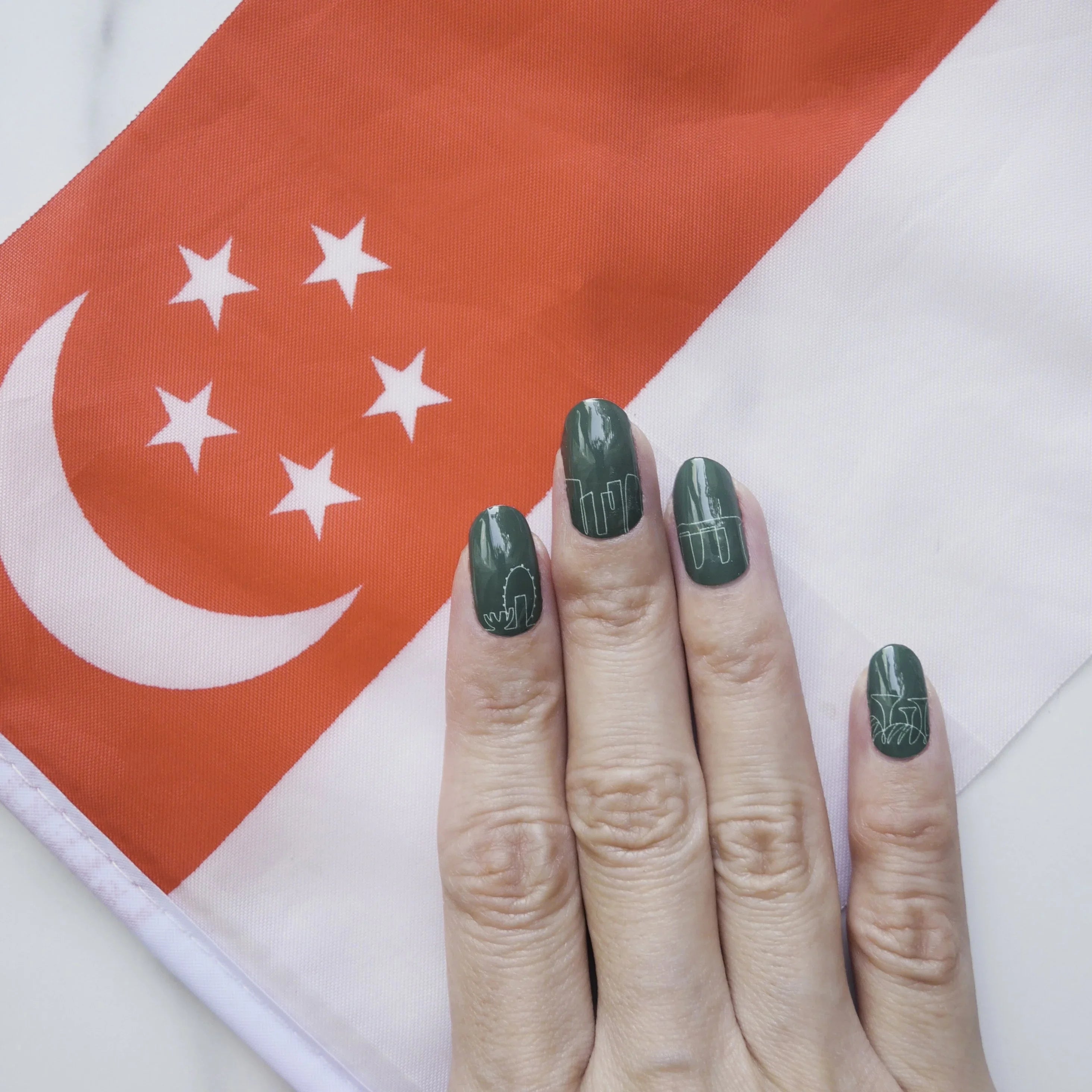 NODSPARK | Garden City Nail Wrap Manicure