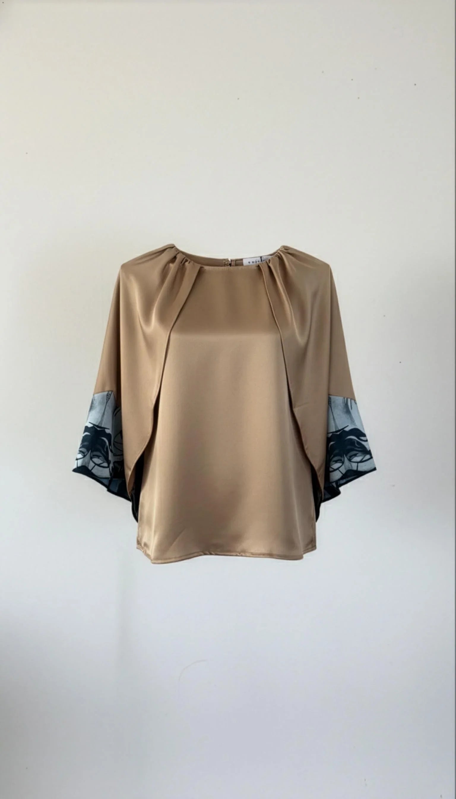 WOLF & BYRD | Gilded Flow Blouse