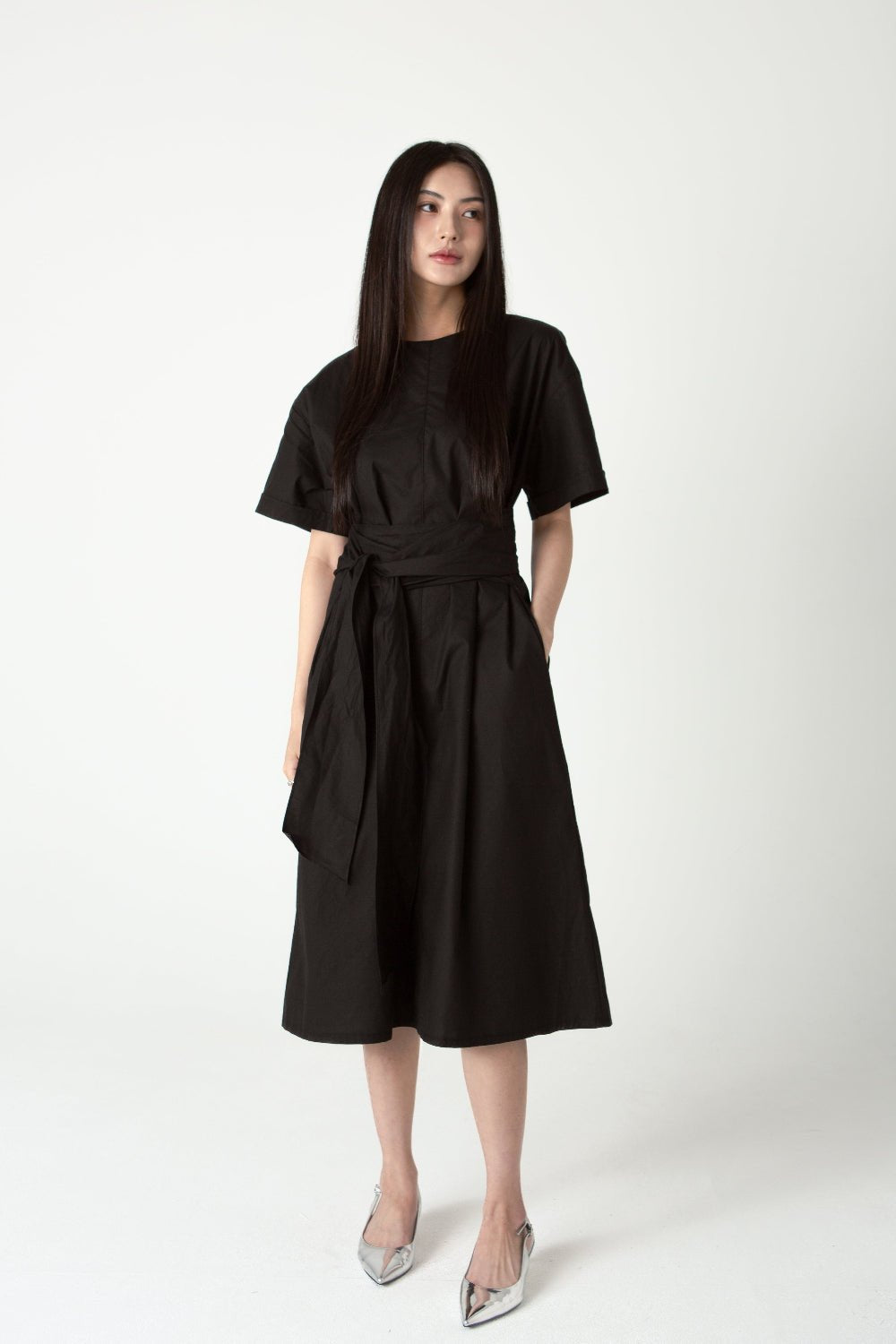 SAERO COLLECTIVE | Wrapline Dress | Black