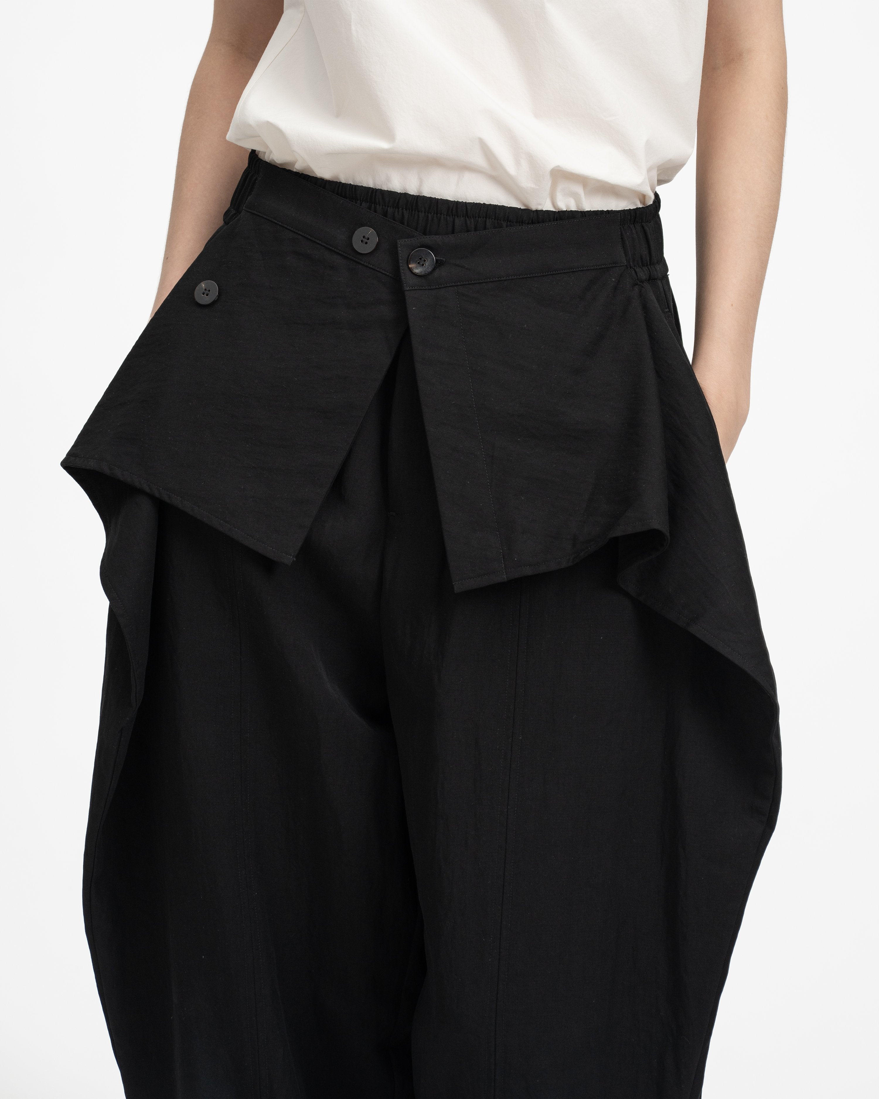 GRAYE | Sash Wrap Trousers | Black