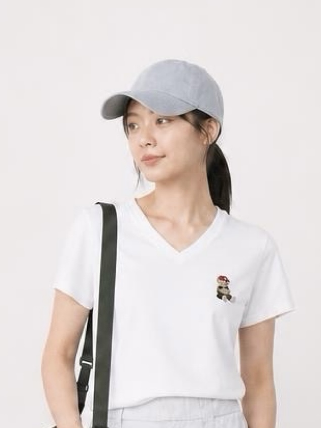 SPARROW GREEN | VIN V-Neck Tee