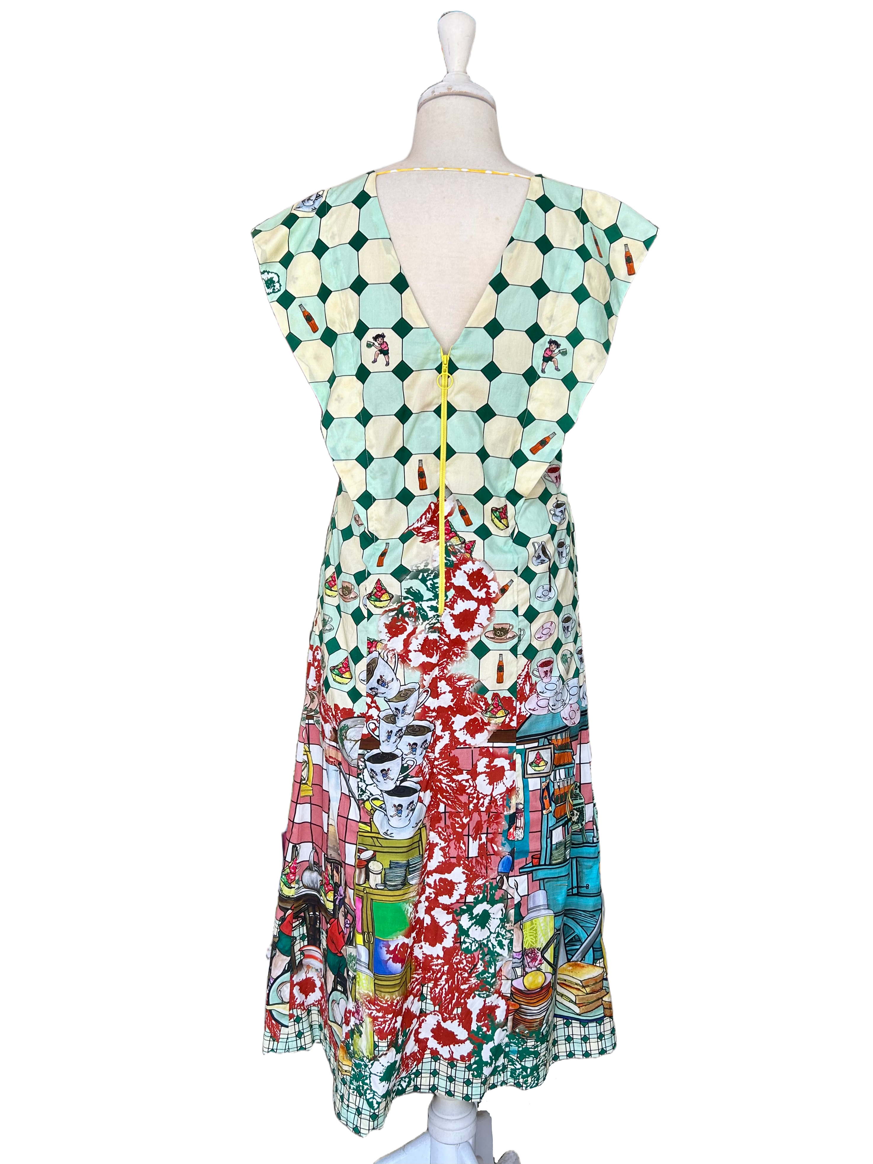 TRIOLOGIE | Kopitiam Low Neck Dress