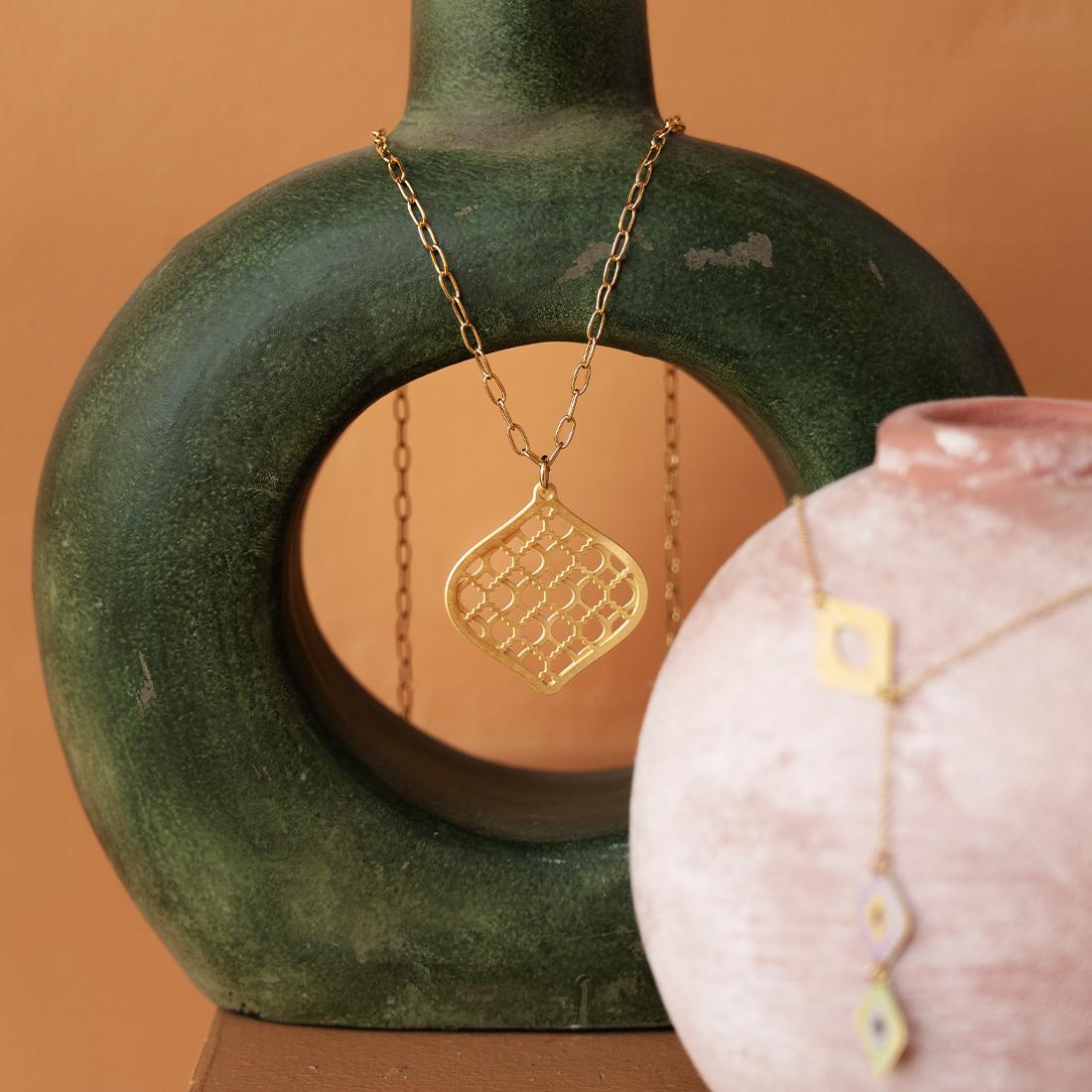 EMBRACE JEWELLERY | Woven Leaves Necklace