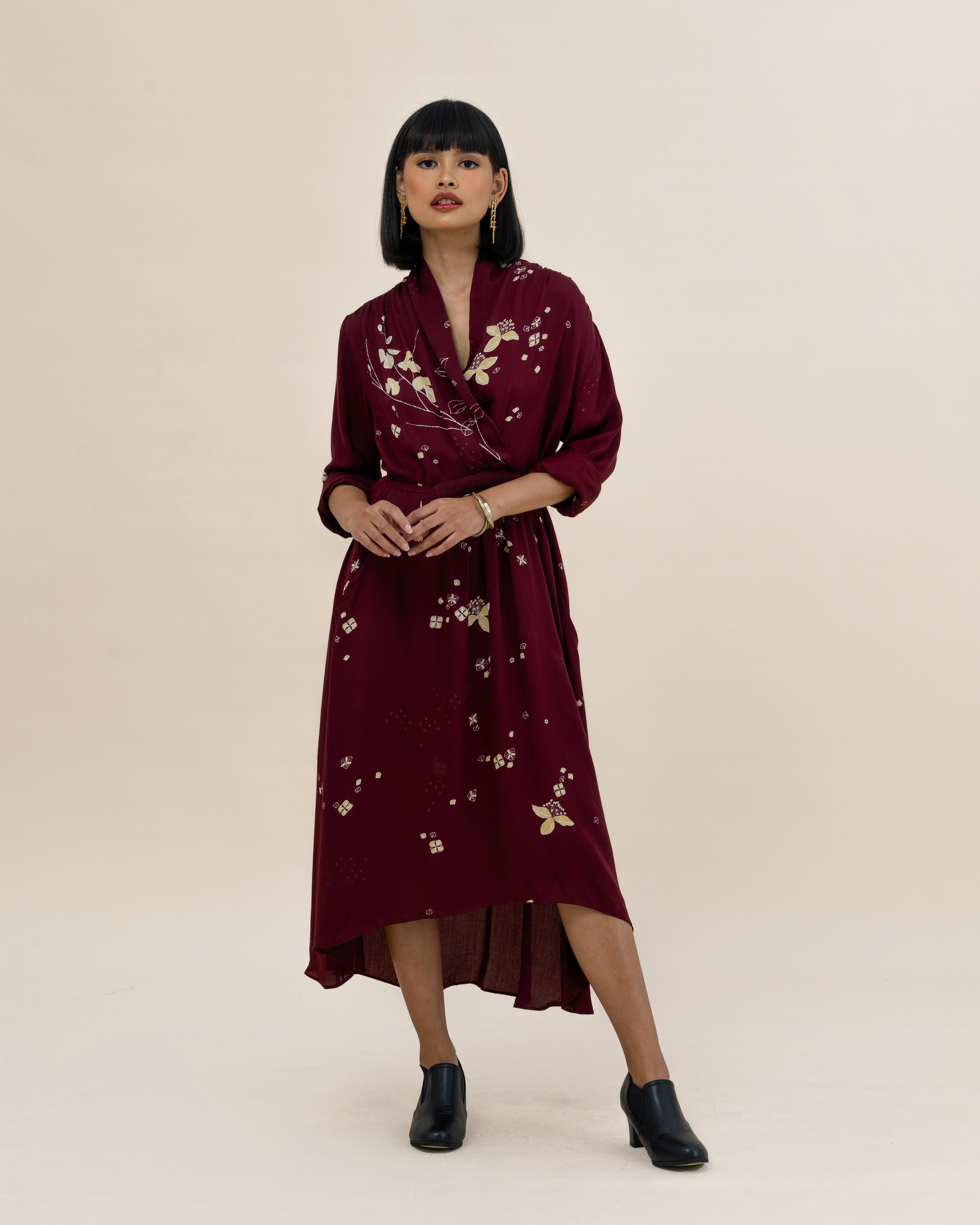 SUKKHA CITTA | SERIBU BUNGA - Long Sleeves Evening Dress