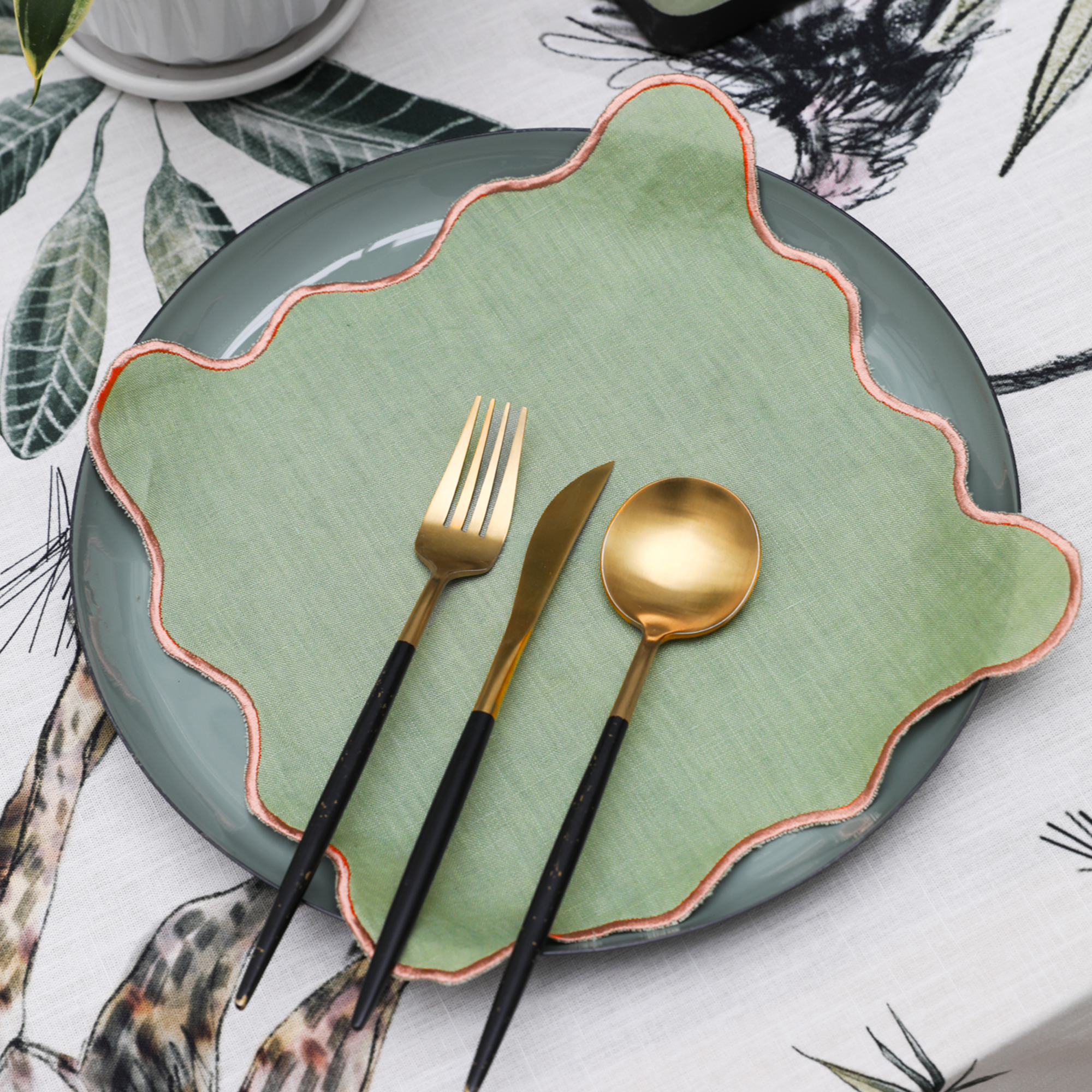MEJA | The Aventure Africaine’ Cocktail Napkin - Oil Green Solid (Set of 2)