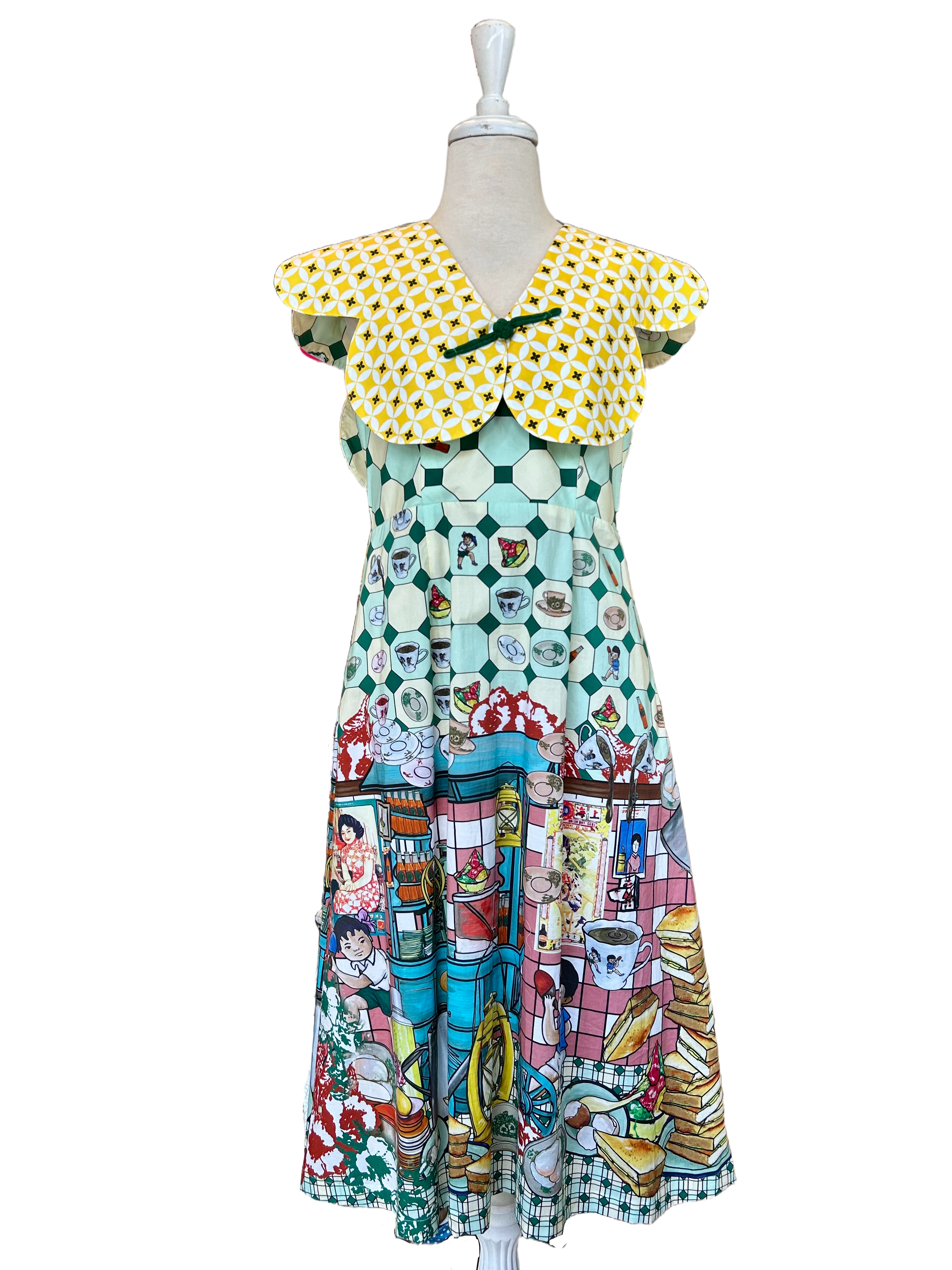 TRIOLOGIE | Kopitiam Petal Sleeve Dress