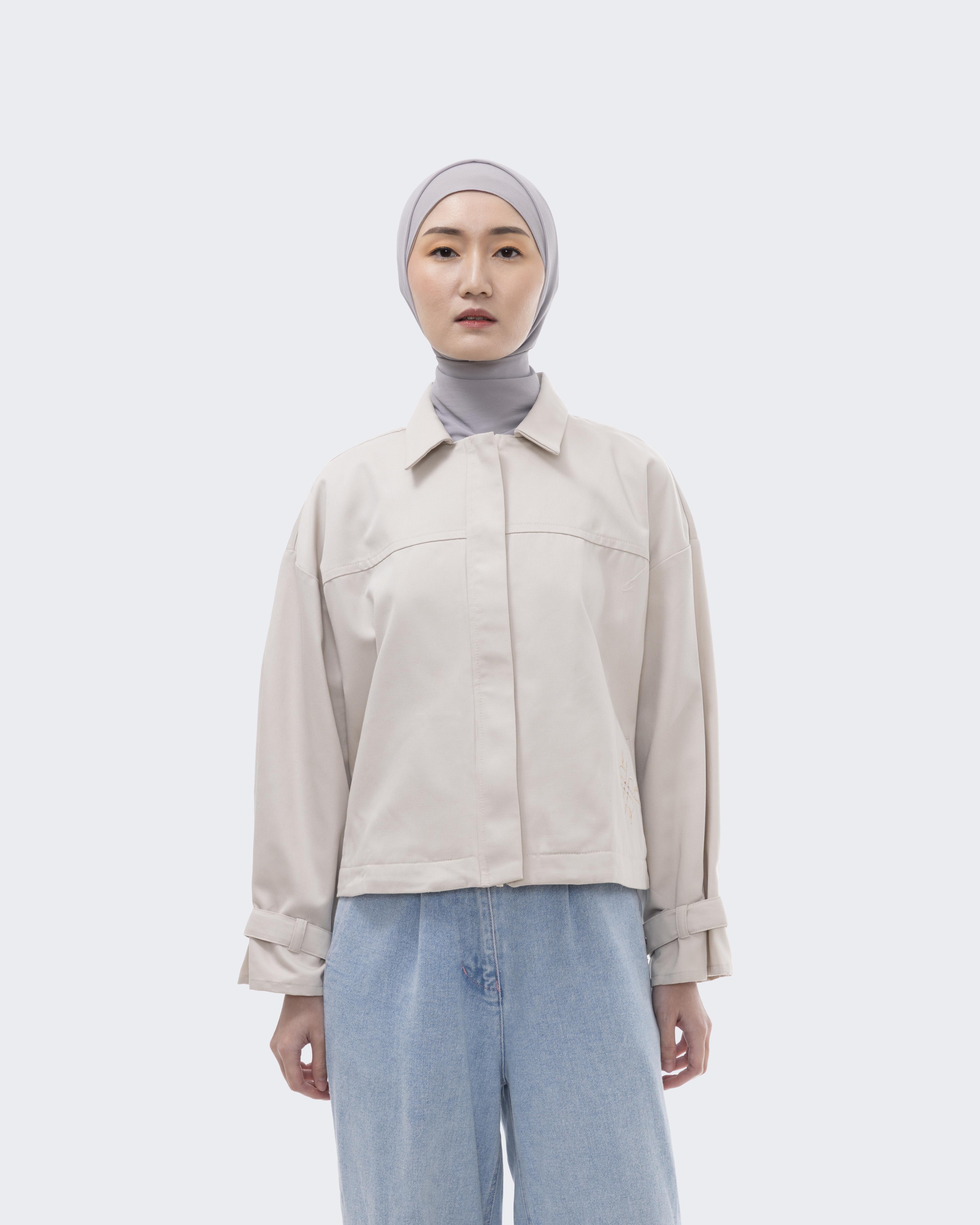 RIA MIRANDA | Sherly Jacket