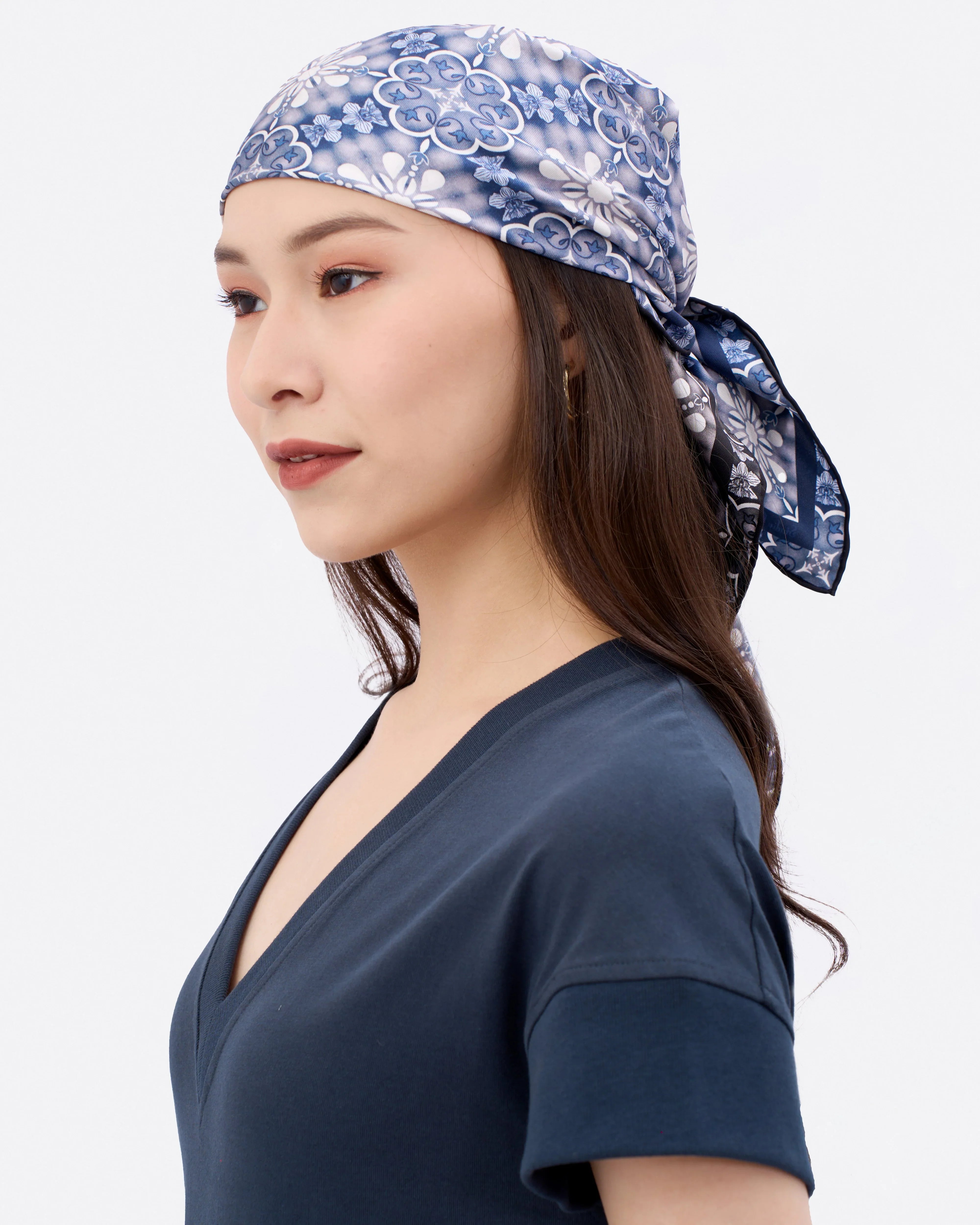 STUDIO QILING | Peranakan Orchid Navy Ink Double Side Silk Scarf 65