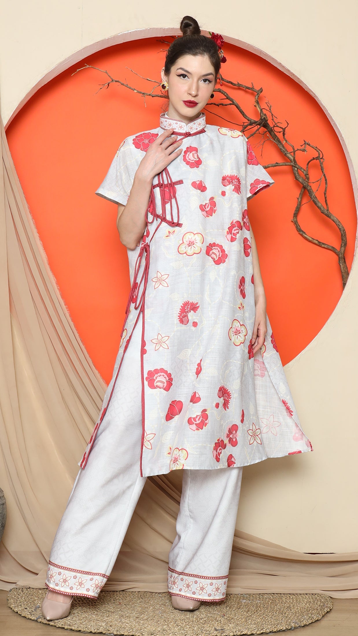 KANZI COLLECTION | Grey Oriental Floral Cheongsam