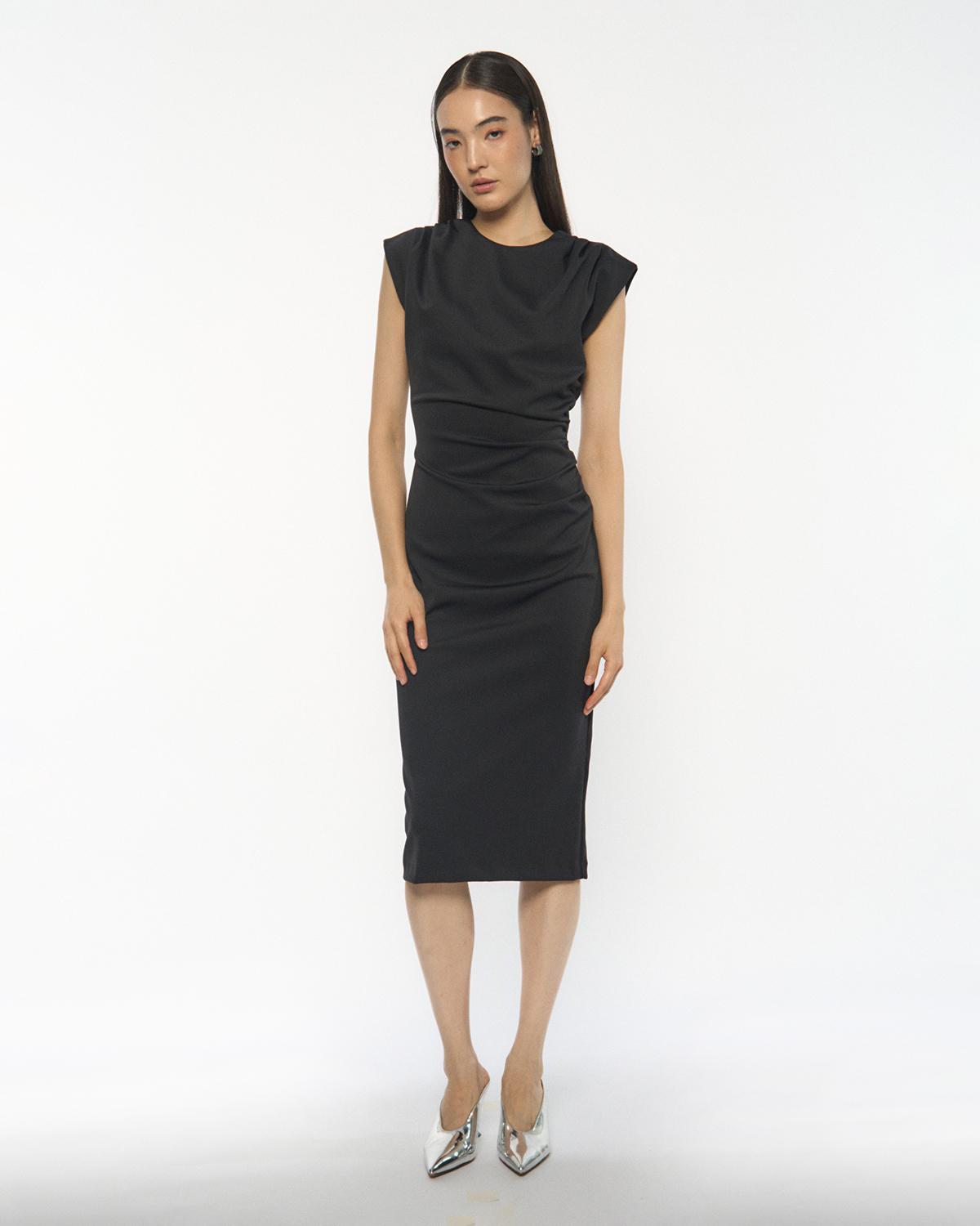 DRESSINGPAULA | Structured Shoulder Dress