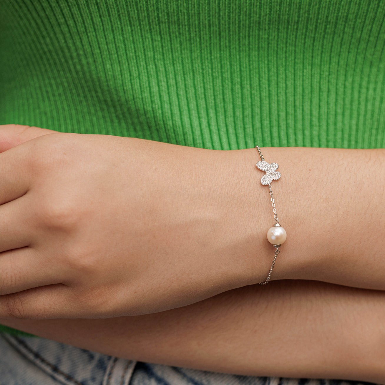 PEARLY LUSTRE | Elegant Freshwater Pearl Bracelet WB00007 | GARDENS