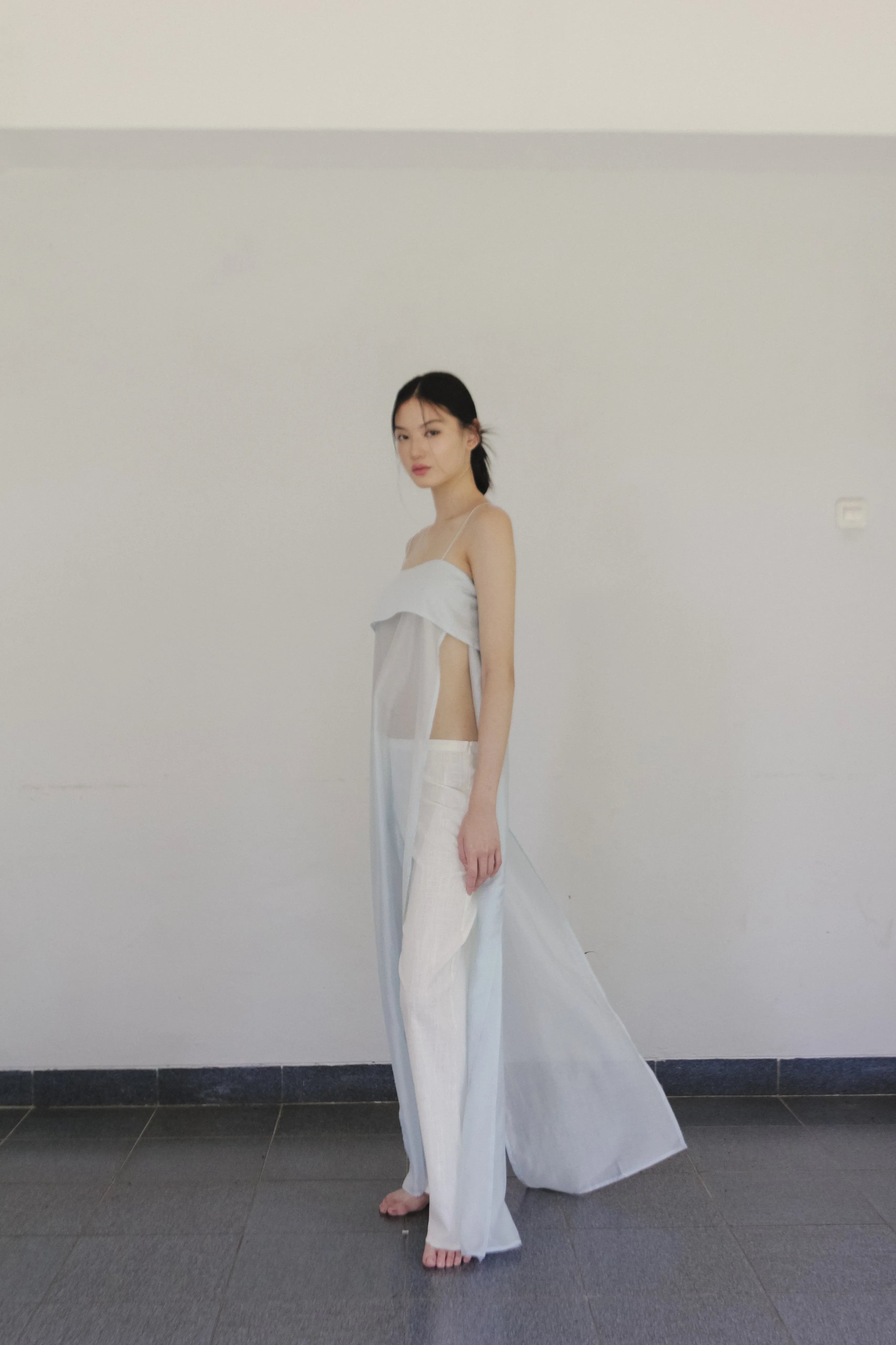 SAYA | Anne - Long Top