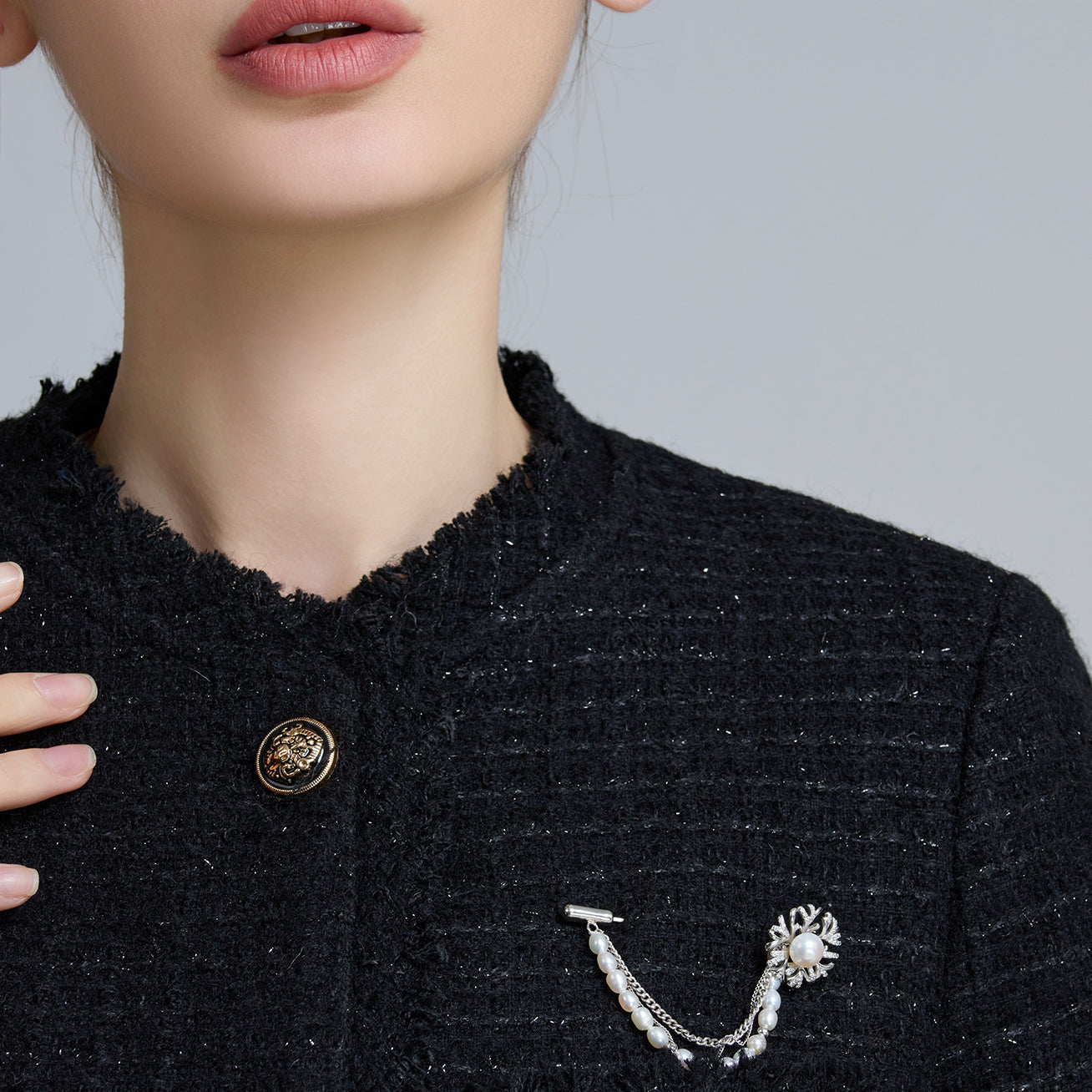 PEARLY LUSTRE | Elegant Freshwater Pearl Brooch WC00052 | GARDENS