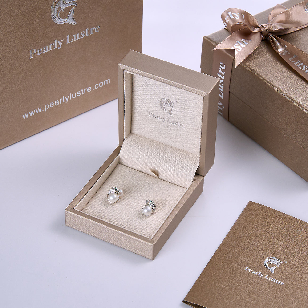 PEARLY LUSTRE | Leopard Freshwater Pearl Earrings WE00084 | SAFARI