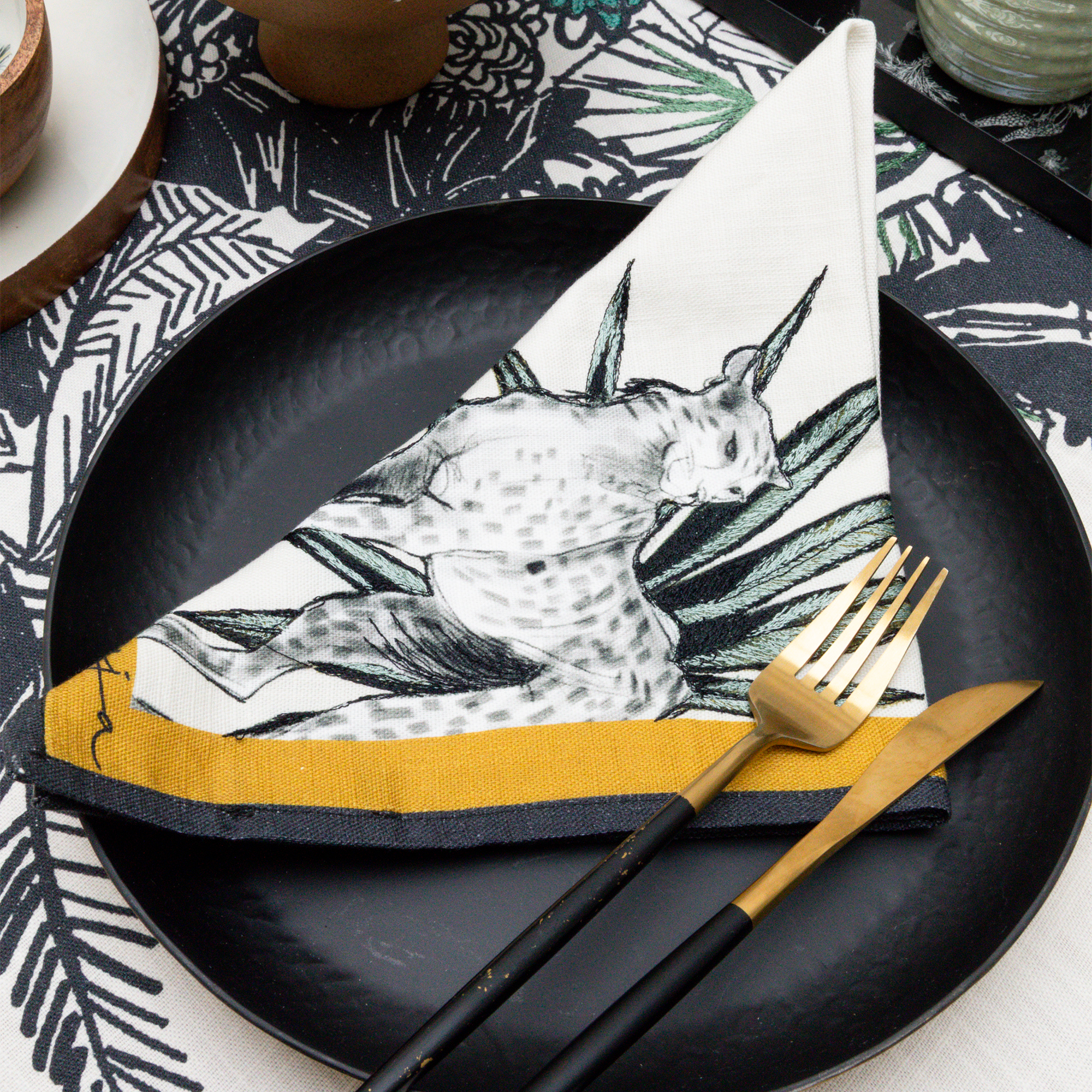 MEJA | The Show Of Safari Animal Napkins (Set Of 2)