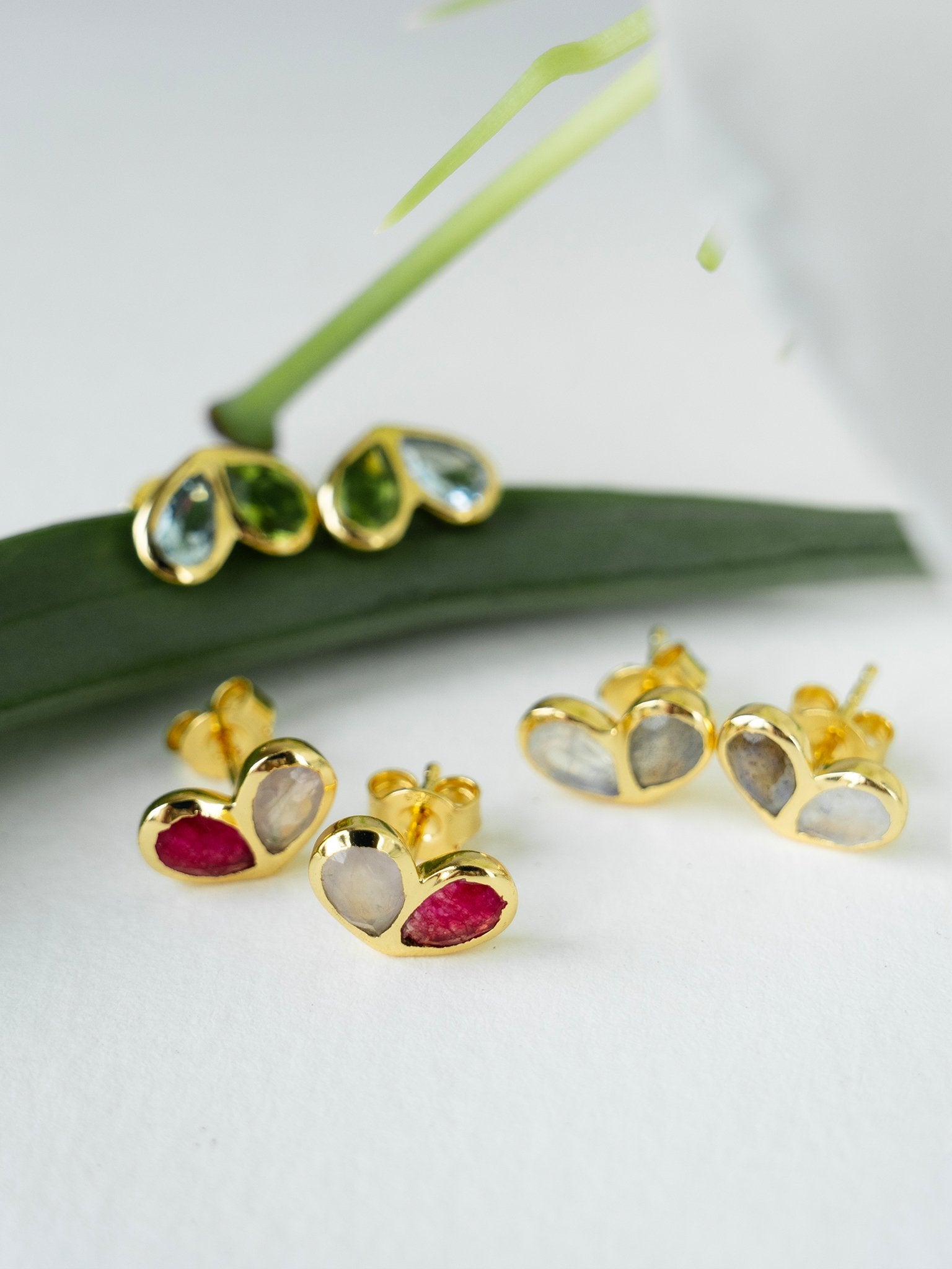 EMBRACE JEWELLERY | Toi & Moi Studs