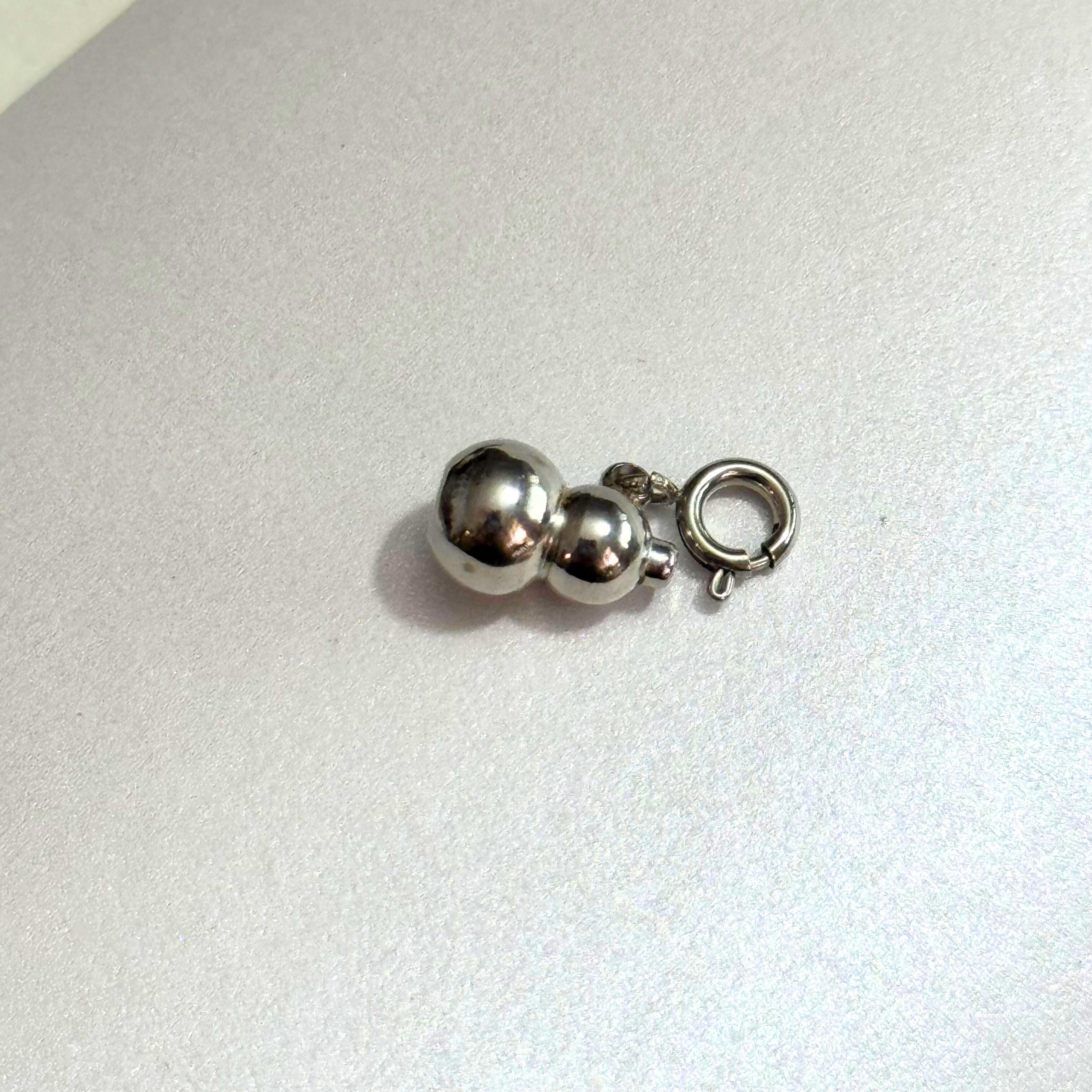 THE ANTECEDENT STORE | P - Blessing & Prosperity Hulu Pendent In SS