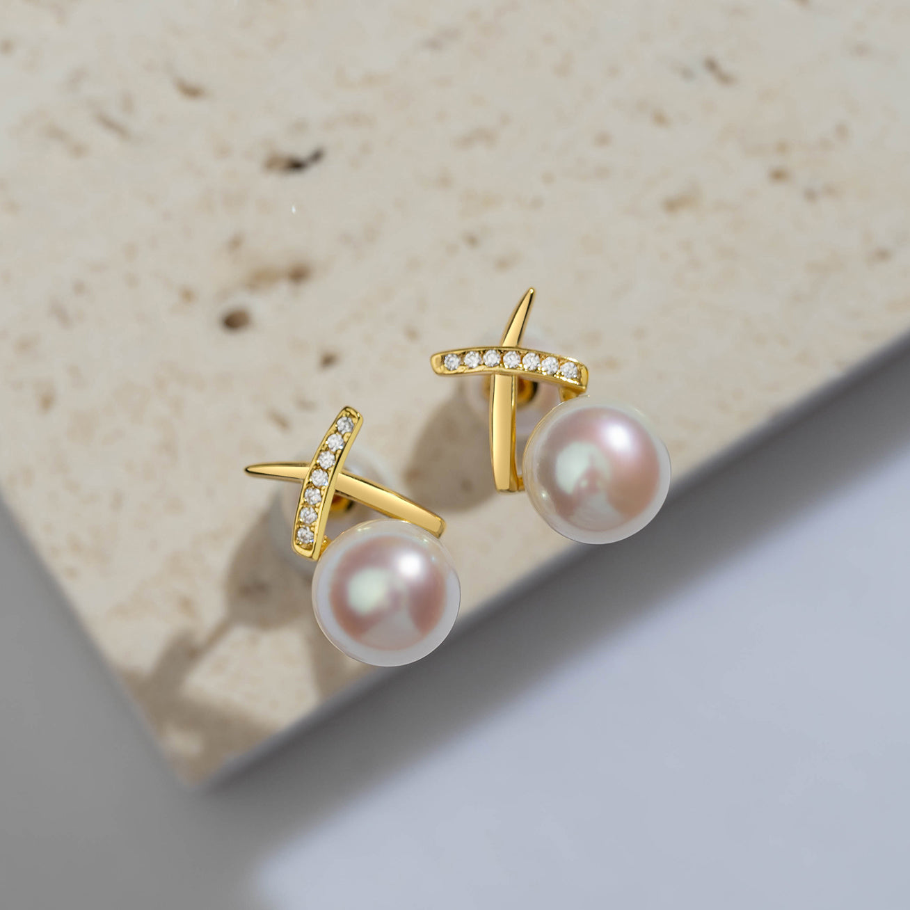 New Yorker Freshwater Pearl Earrings WE00135 - PEARLY LUSTRE