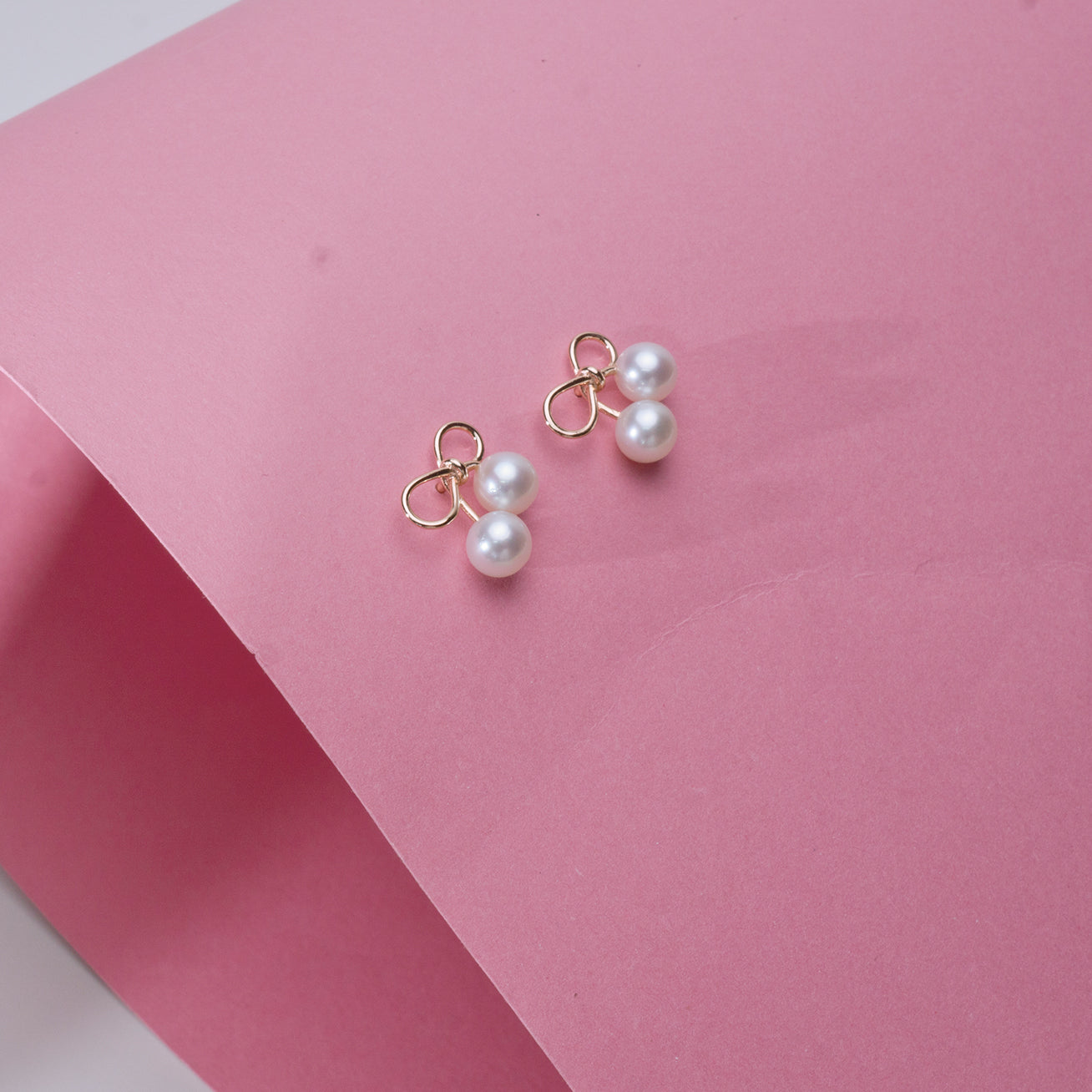 Wonderland Freshwater Pearl Earrings WE00161 - PEARLY LUSTRE