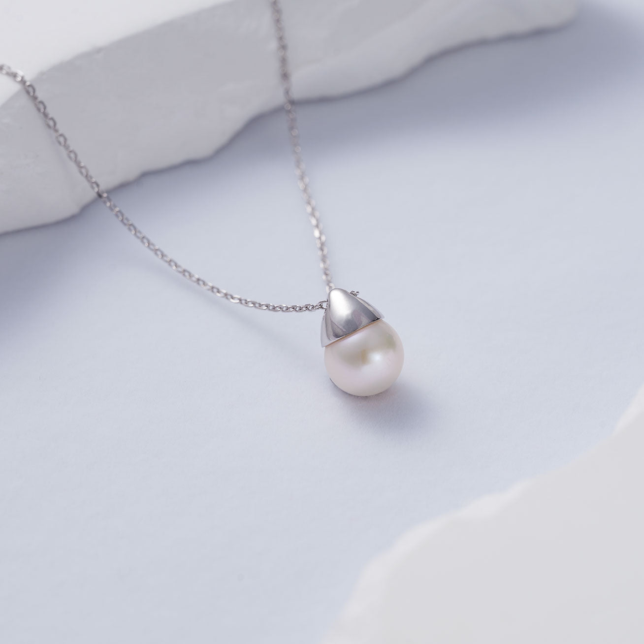 Elegant Freshwater Pearl Necklace WN00031 - PEARLY LUSTRE