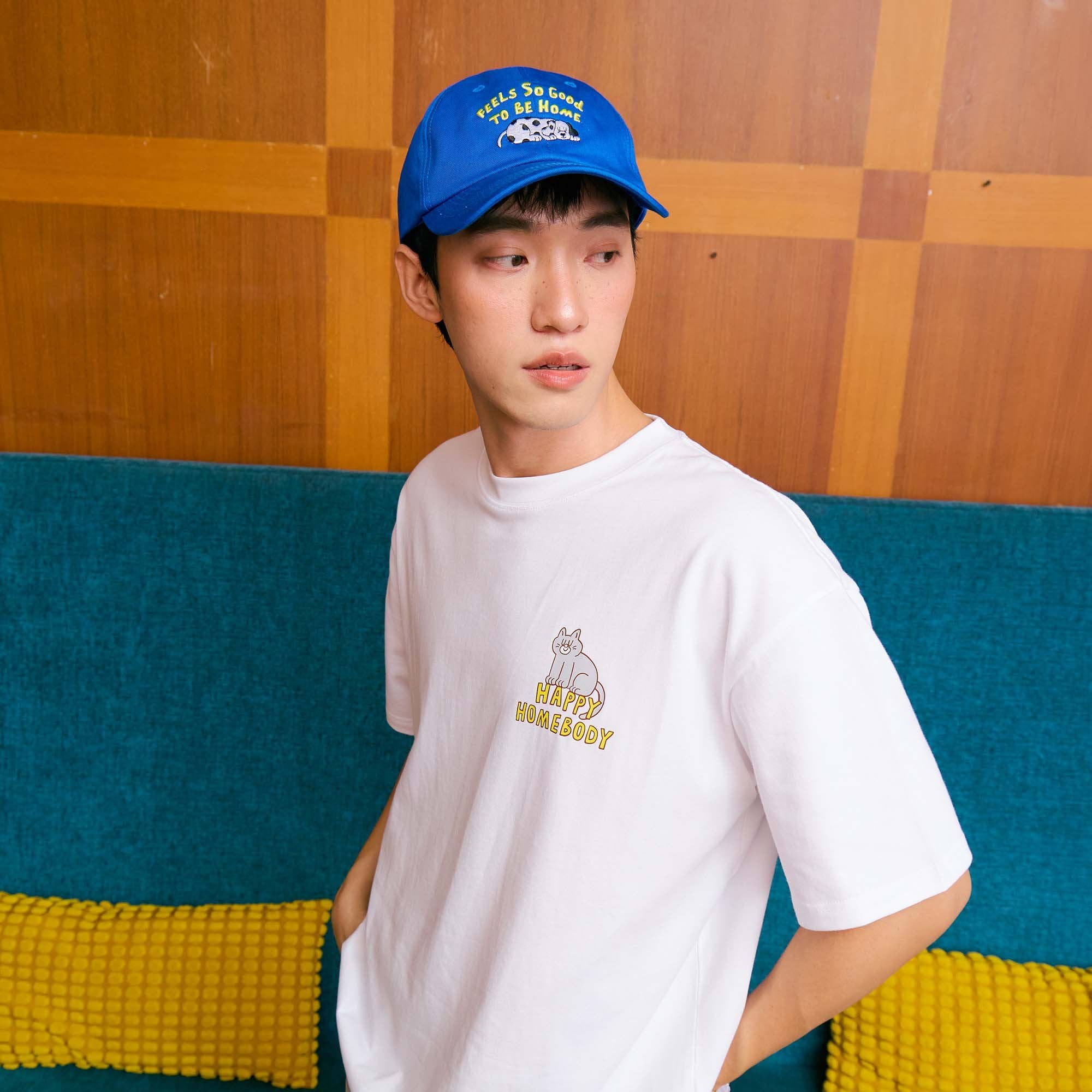 TALKING TOES | Happy Homebody Oversized Tee | White