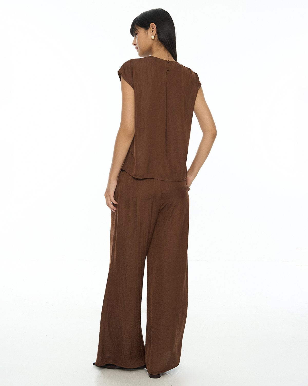 DRESSINGPAULA | Sleeveless Draped Top