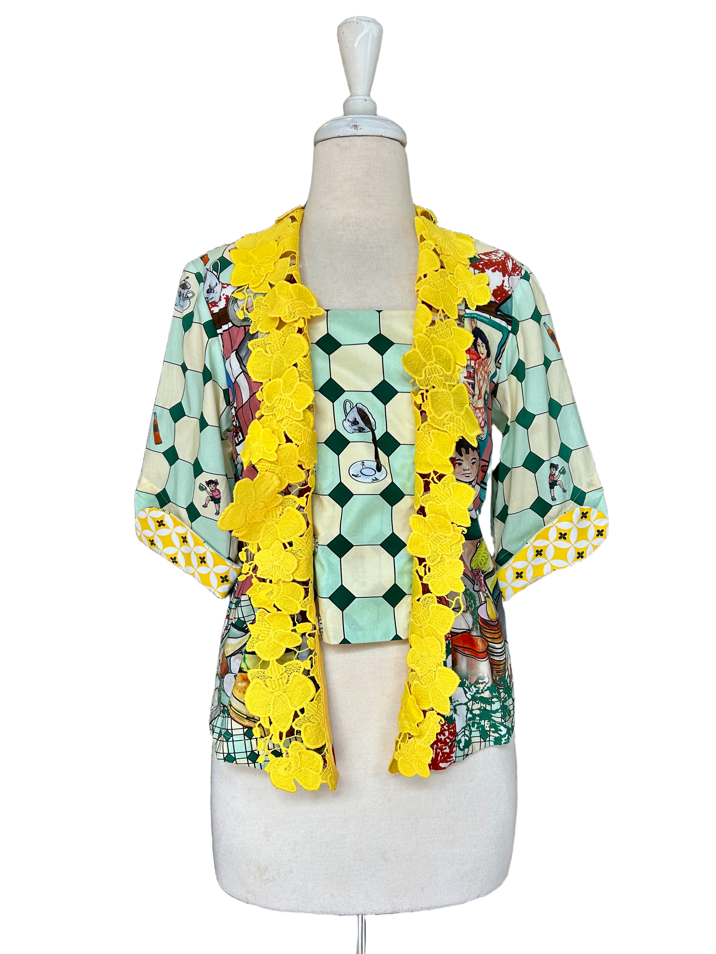TRIOLOGIE | Kopitiam Kebaya Lace Top