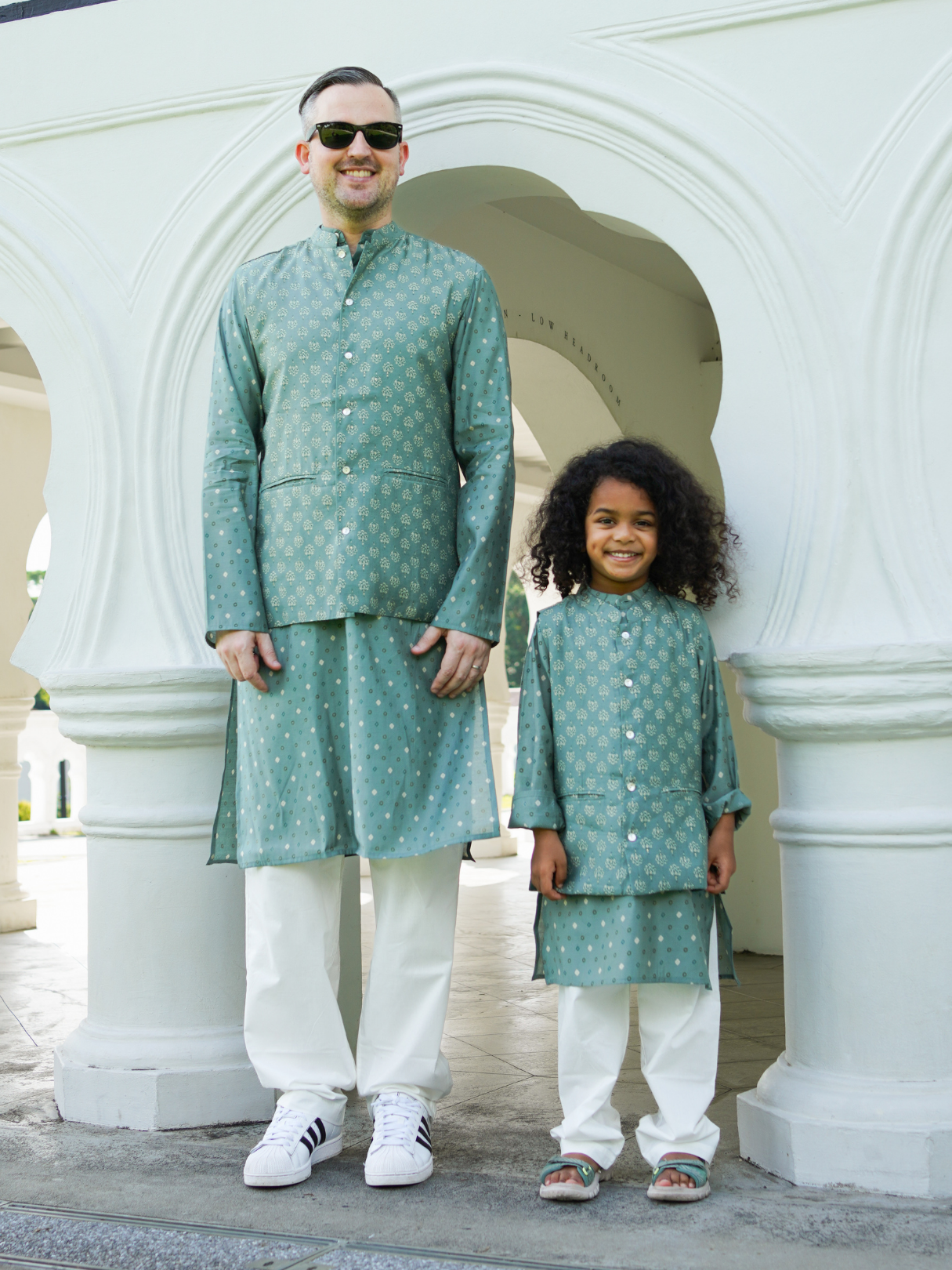 NIMBU | Vir Sage Green Men's Kurta Pajama Jacket Set in Muslin Cotton