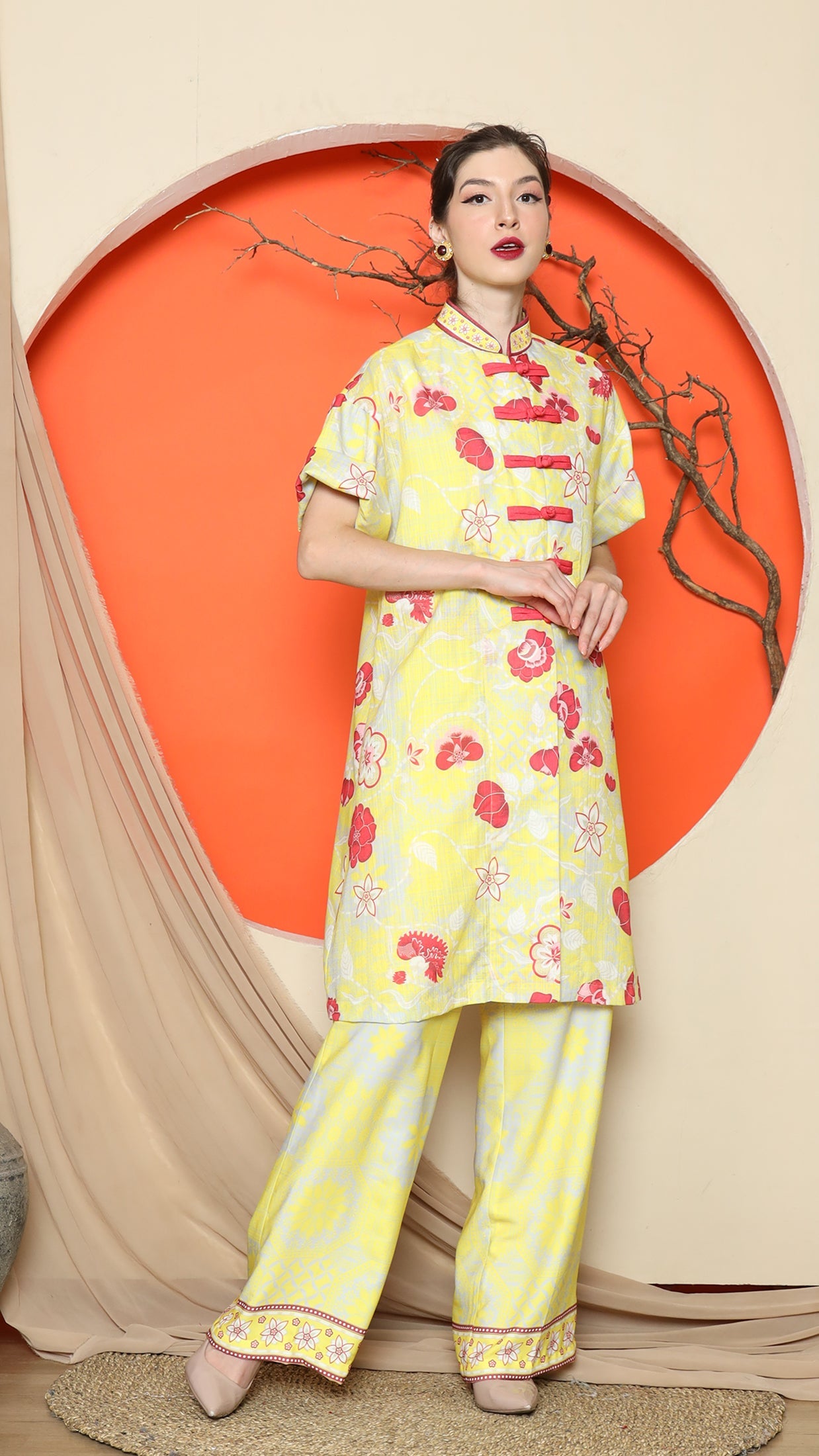 KANZI COLLECTION | Yellow Floral Cheongsam Pant Set