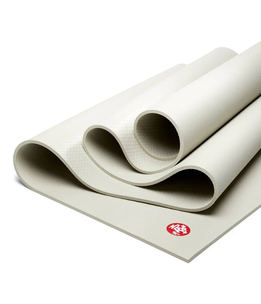 MANDUKA | PRO Mat 71" Solid - Sand