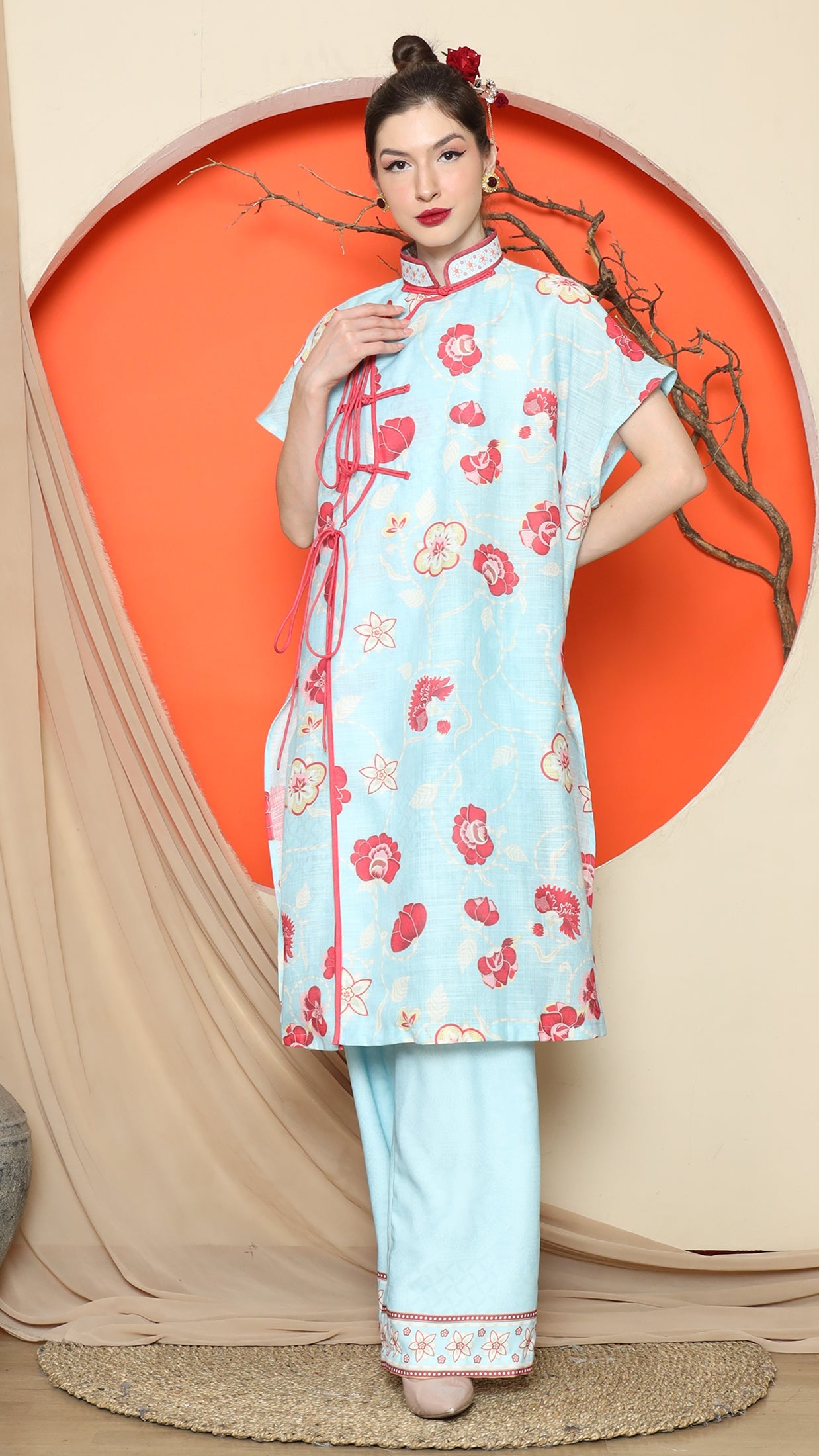KANZI COLLECTION | Blue Oriental Floral Cheongsam Pant Set