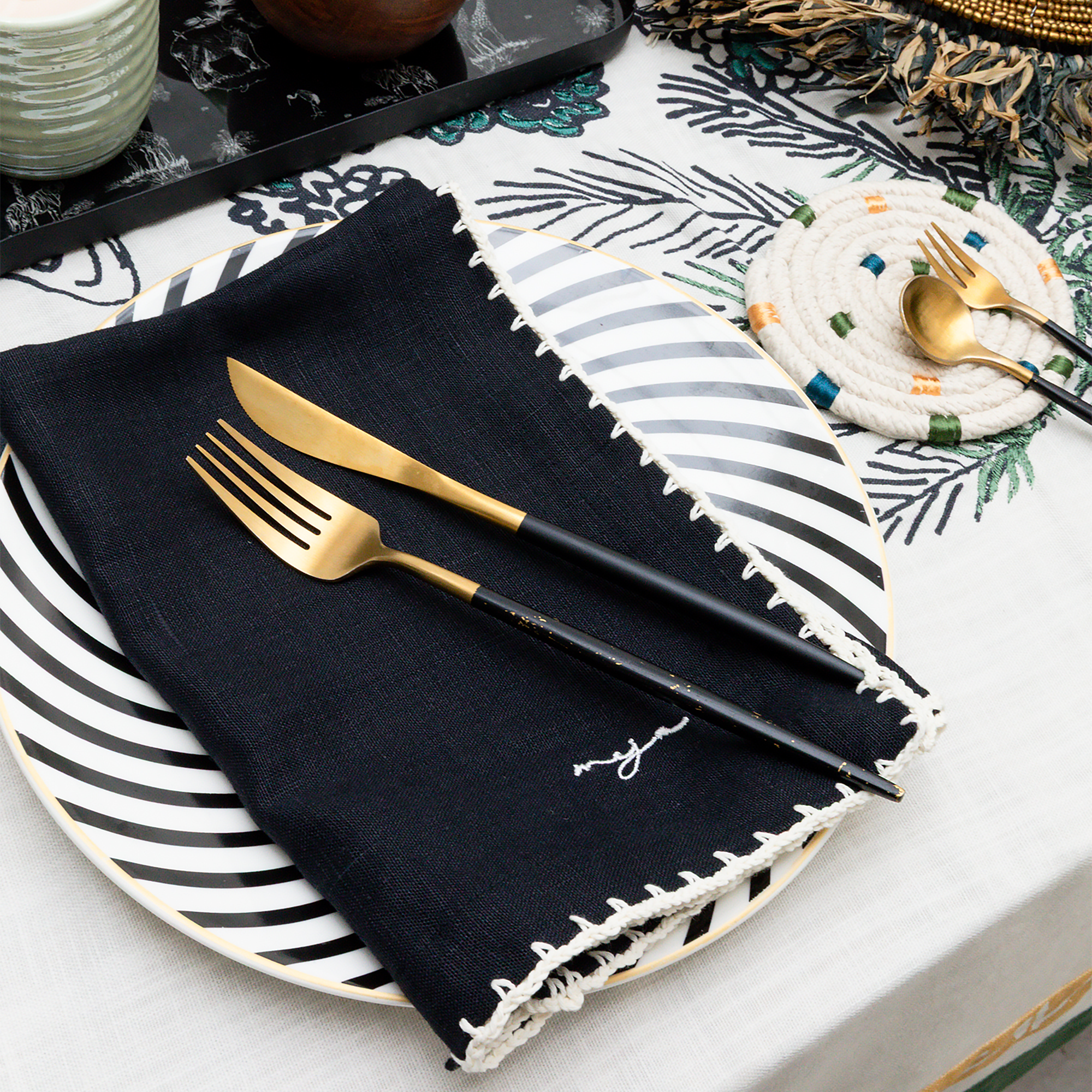 MEJA | The Vintage Napkin - Jet Black (Set of 2)
