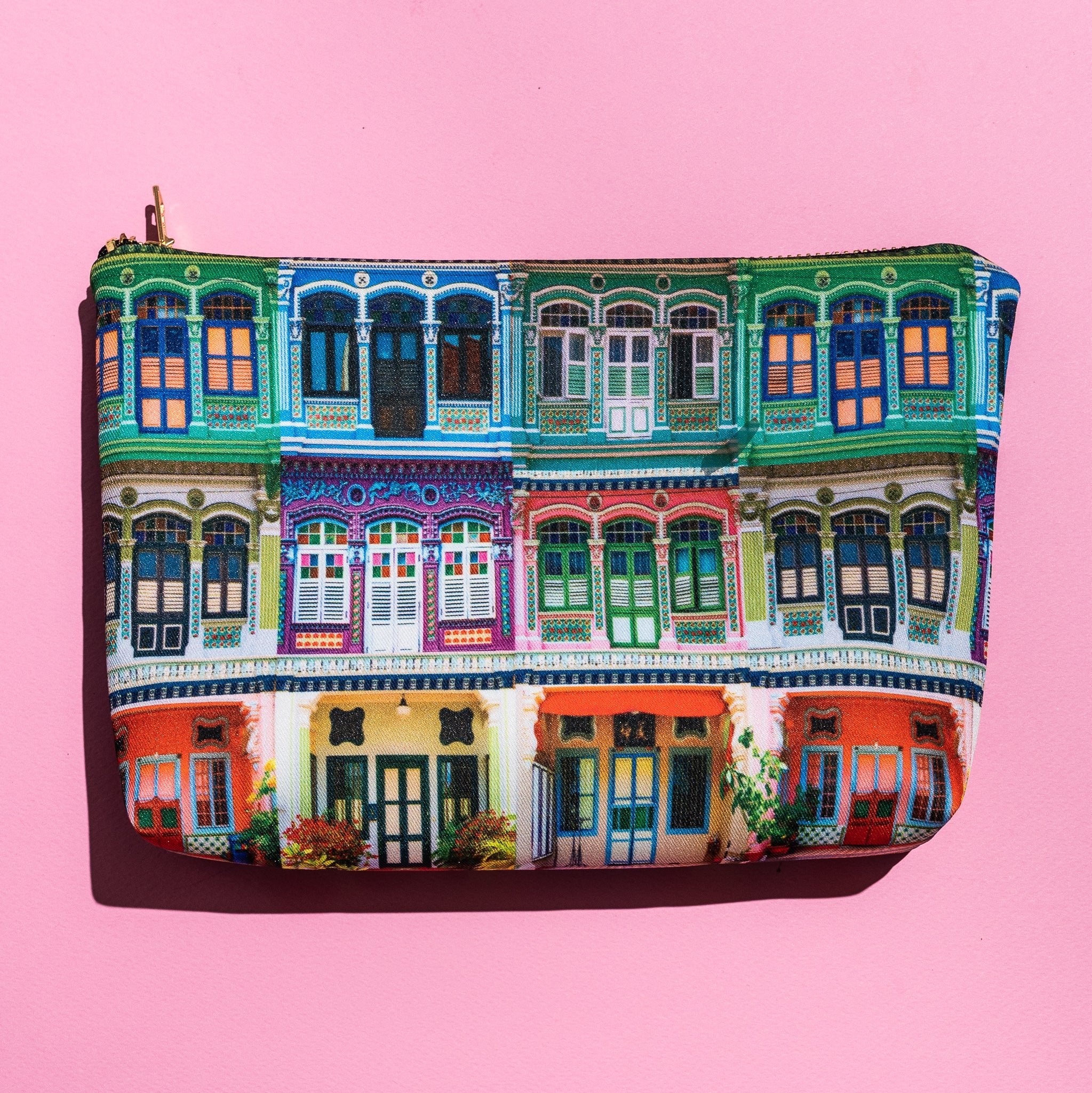 PHOTO PHACTORY | Colorful Rowhouse Design Travel Pouch