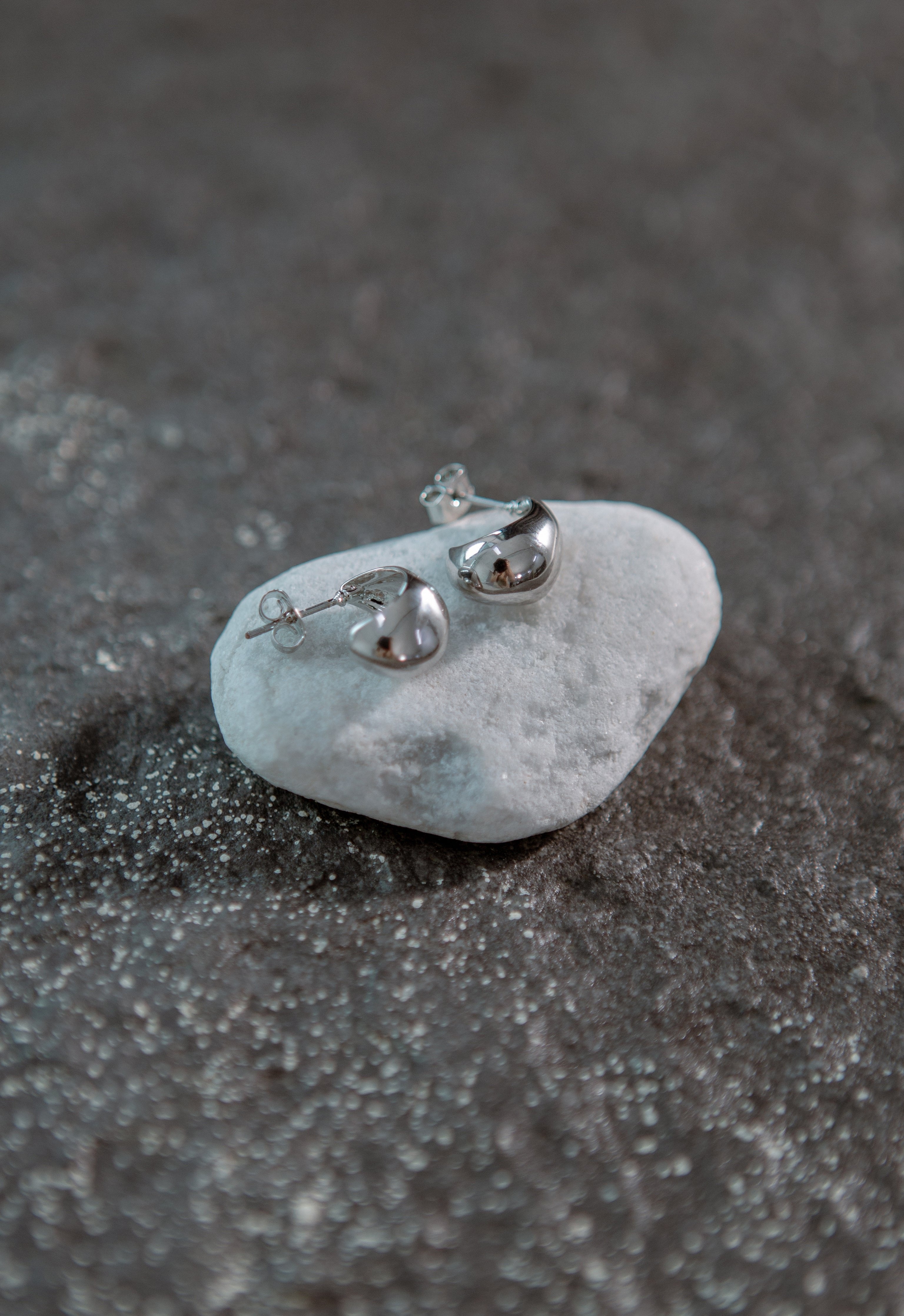SAERO COLLECTIVE | Dewdrop Earrings